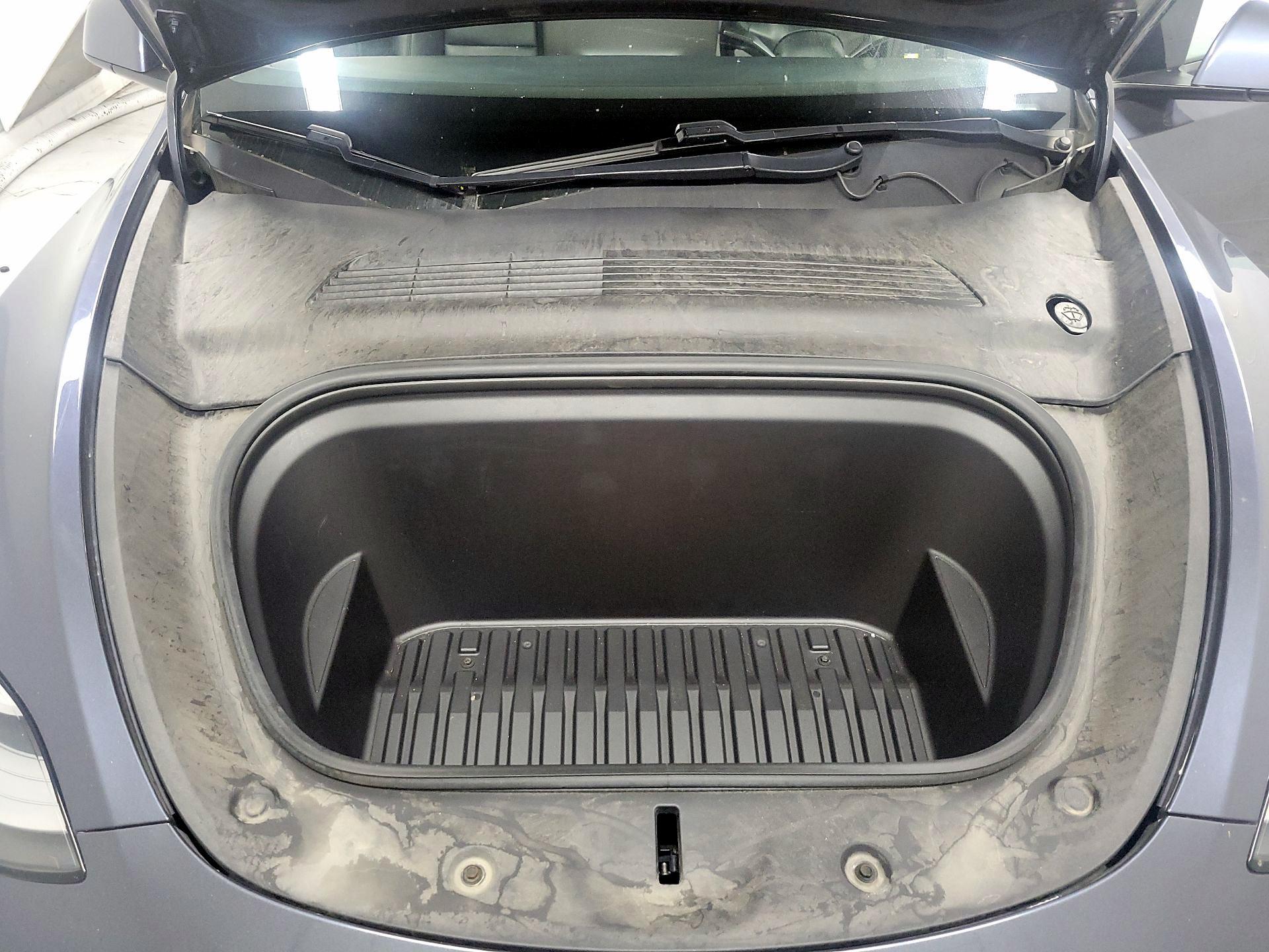 Thumbnail: 2020 Tesla Model Y - 19