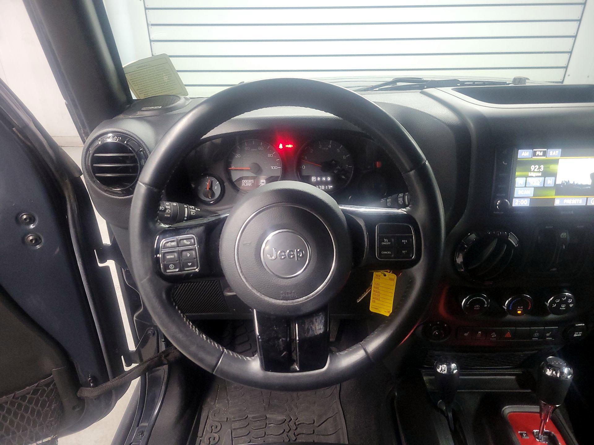 Thumbnail: 2017 Jeep Wrangler - 10