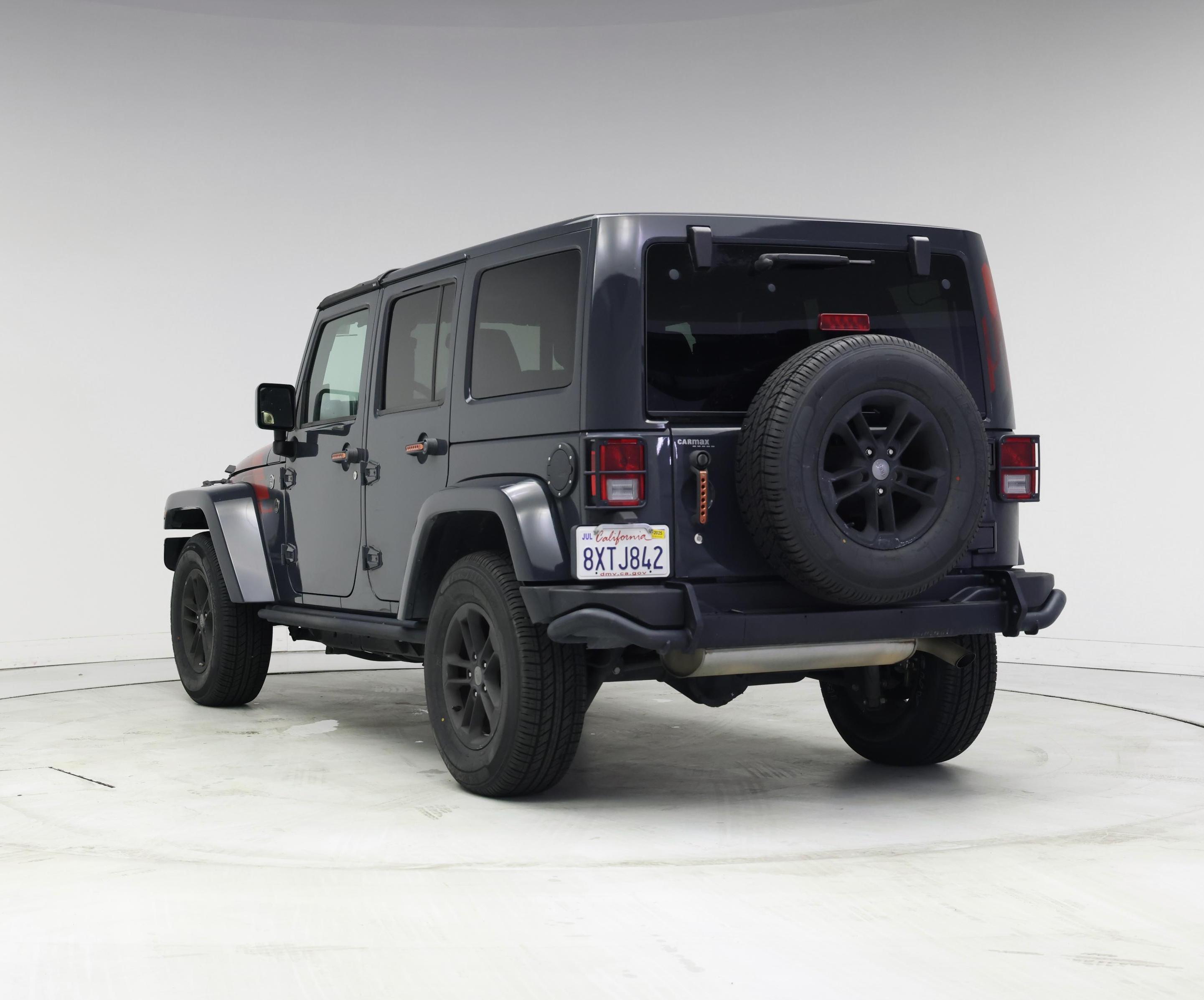 Thumbnail: 2017 Jeep Wrangler - 2