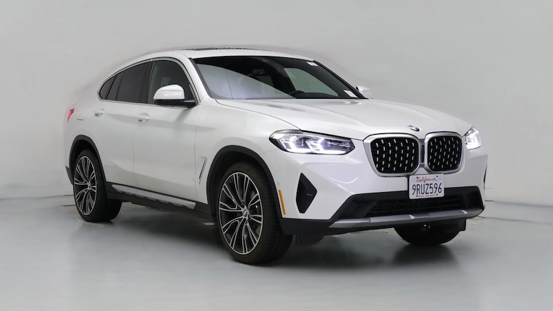 2025 BMW X4 xDrive30i Hero Image
