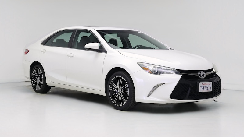 2016 Toyota Camry L Hero Image