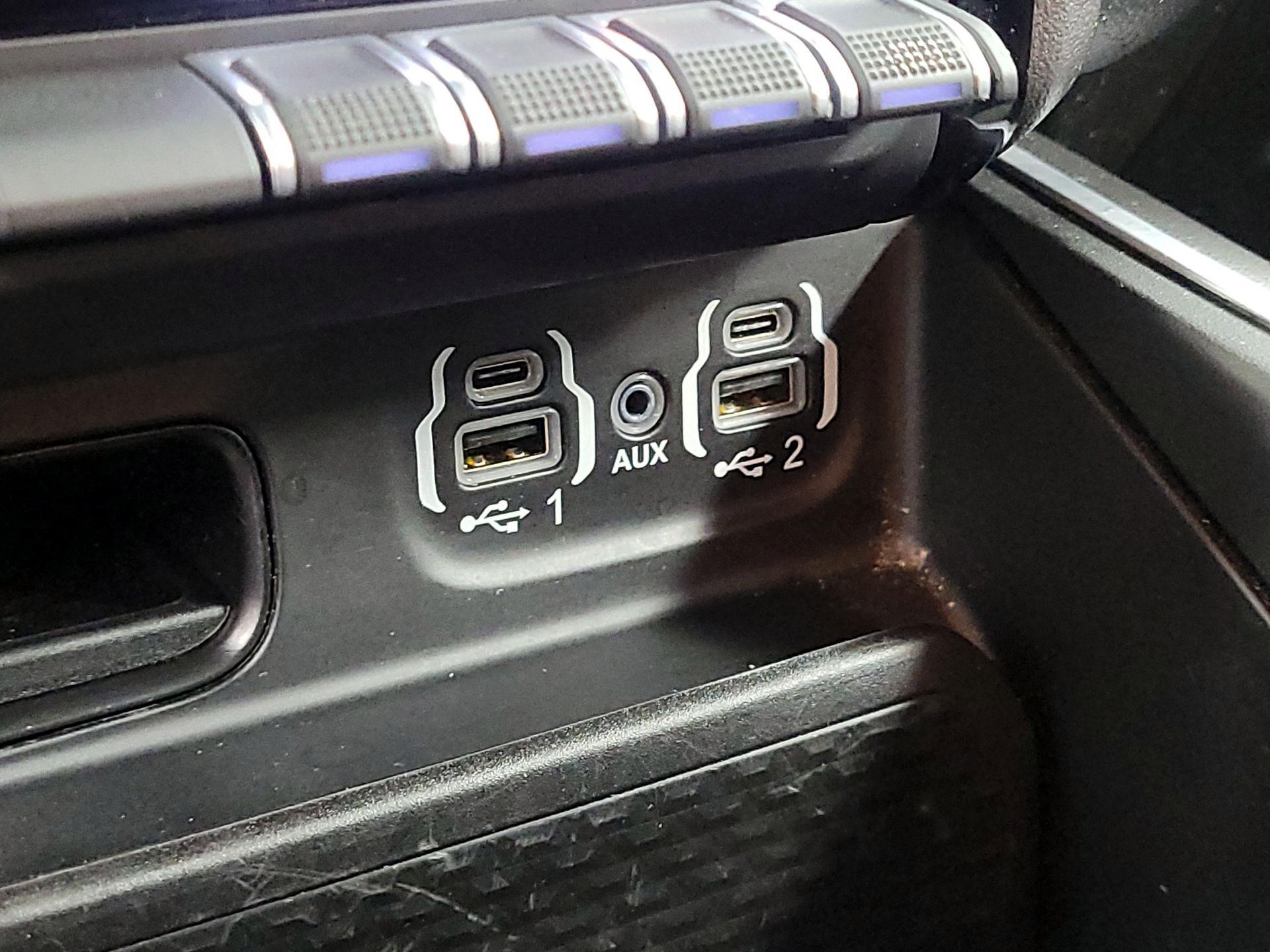 Thumbnail: 2022 RAM 1500 - 19