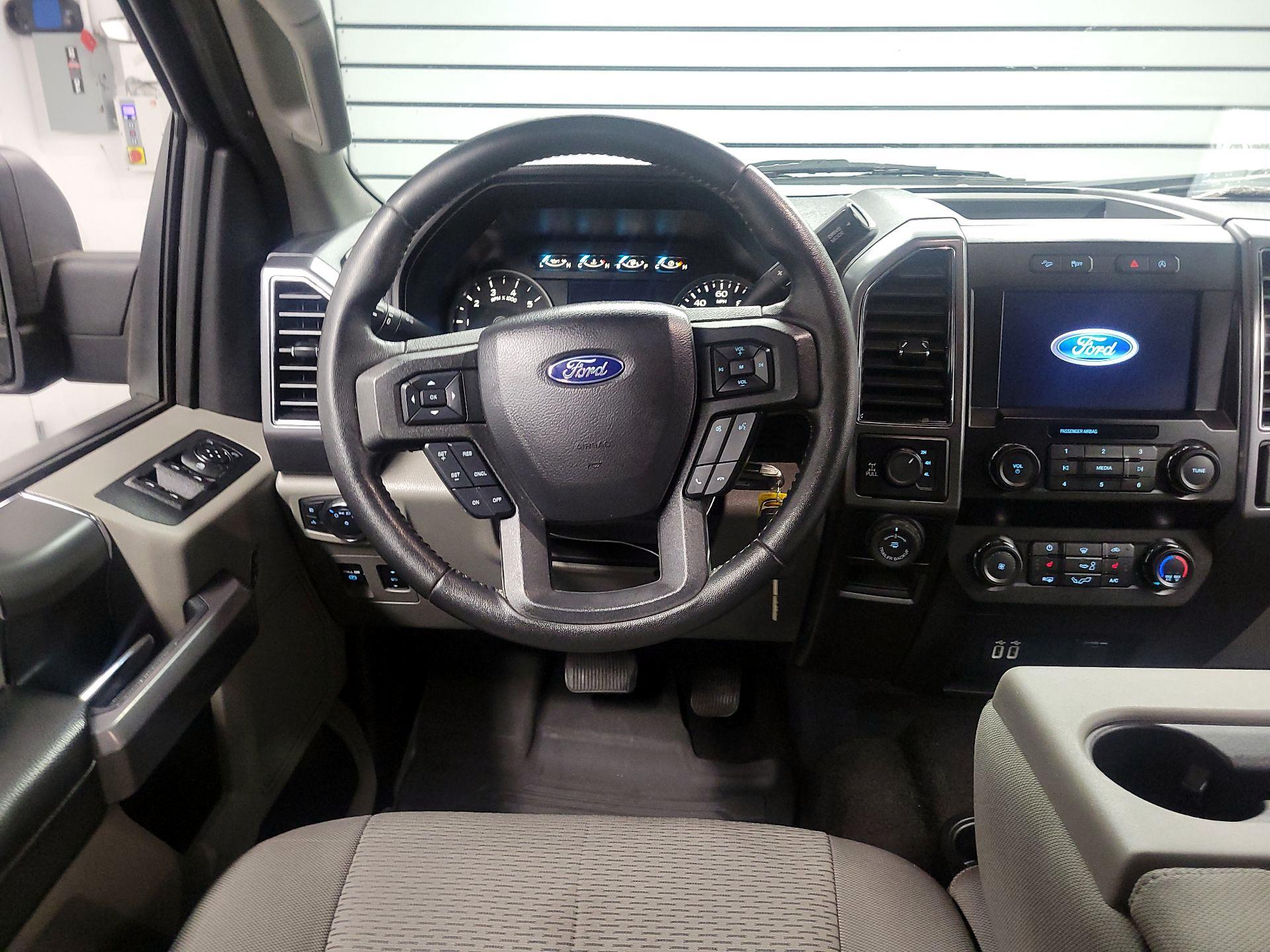 Thumbnail: 2019 Ford F-150 - 10