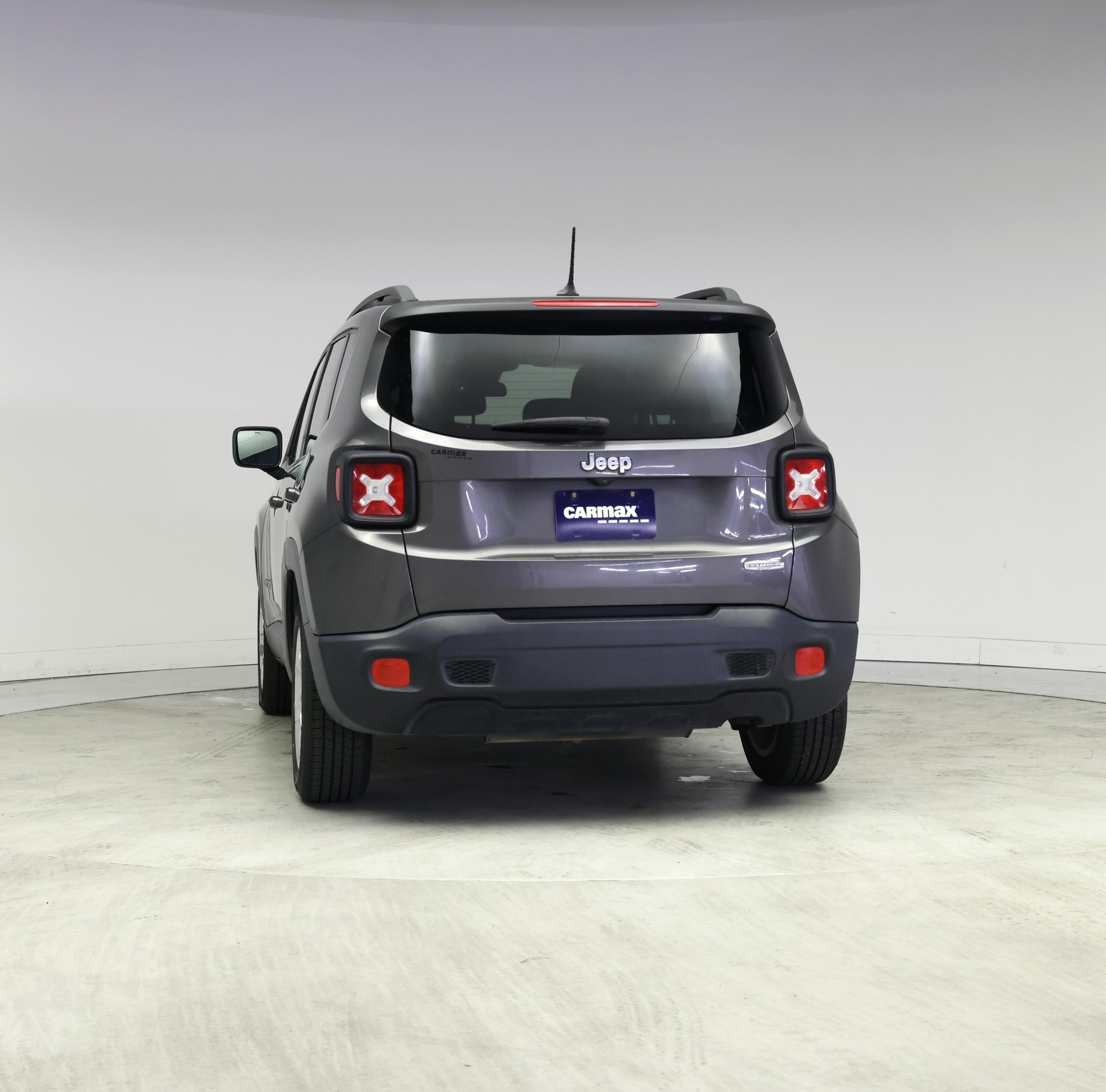 Thumbnail: 2016 Jeep Renegade - 6