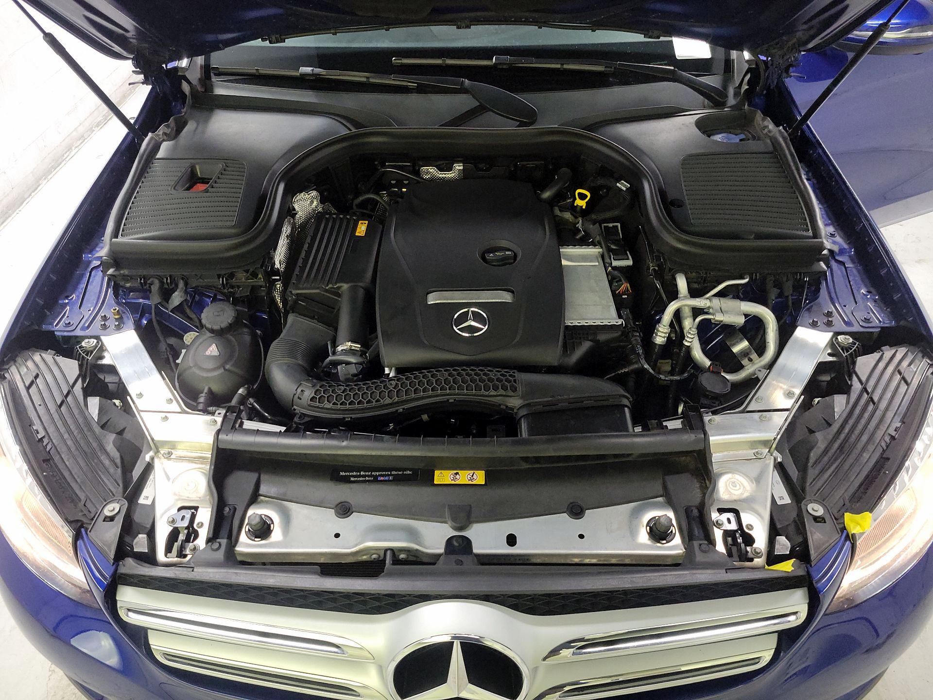 Thumbnail: 2018 Mercedes-Benz GLC - 19
