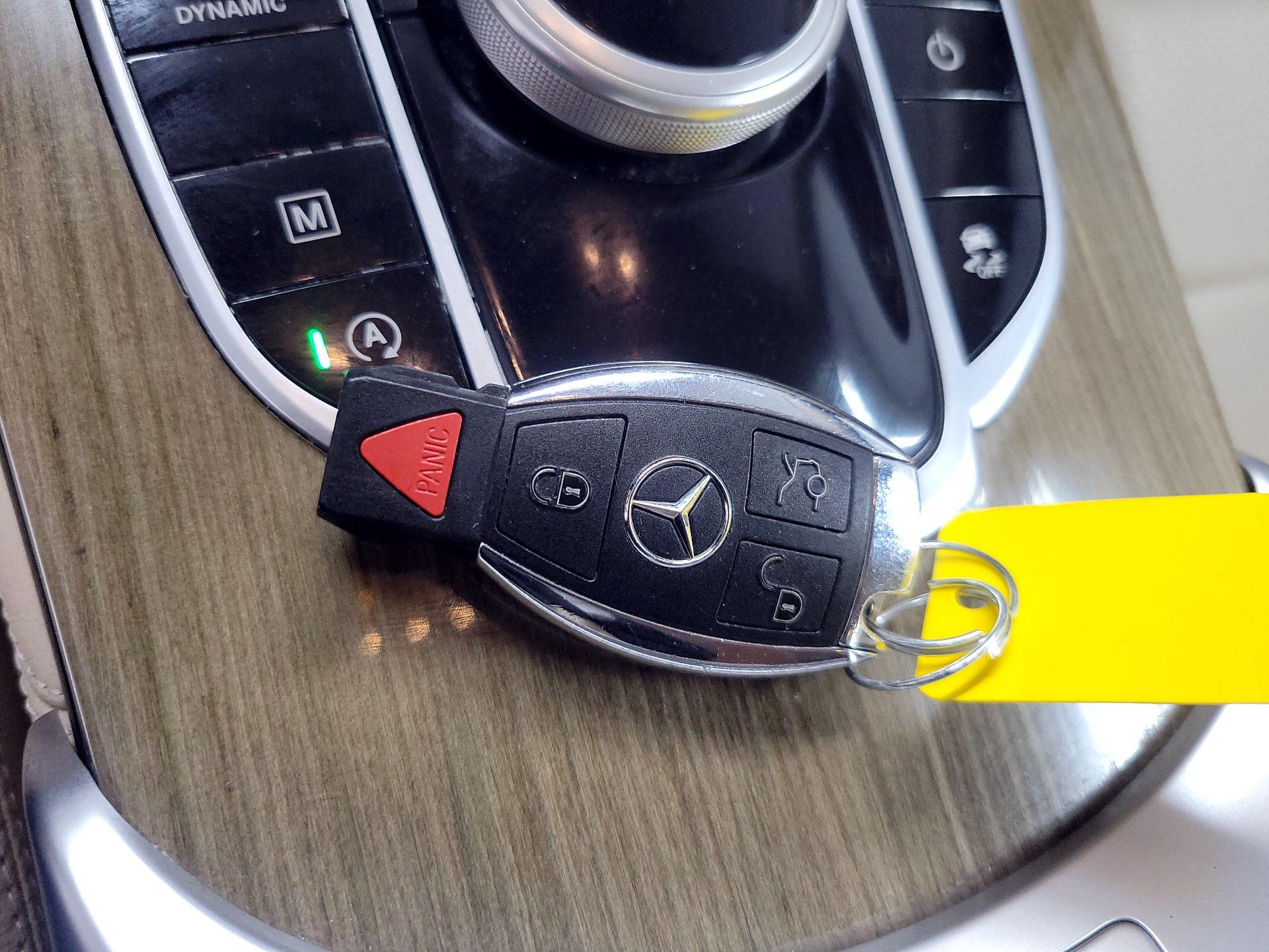 Thumbnail: 2018 Mercedes-Benz GLC - 20