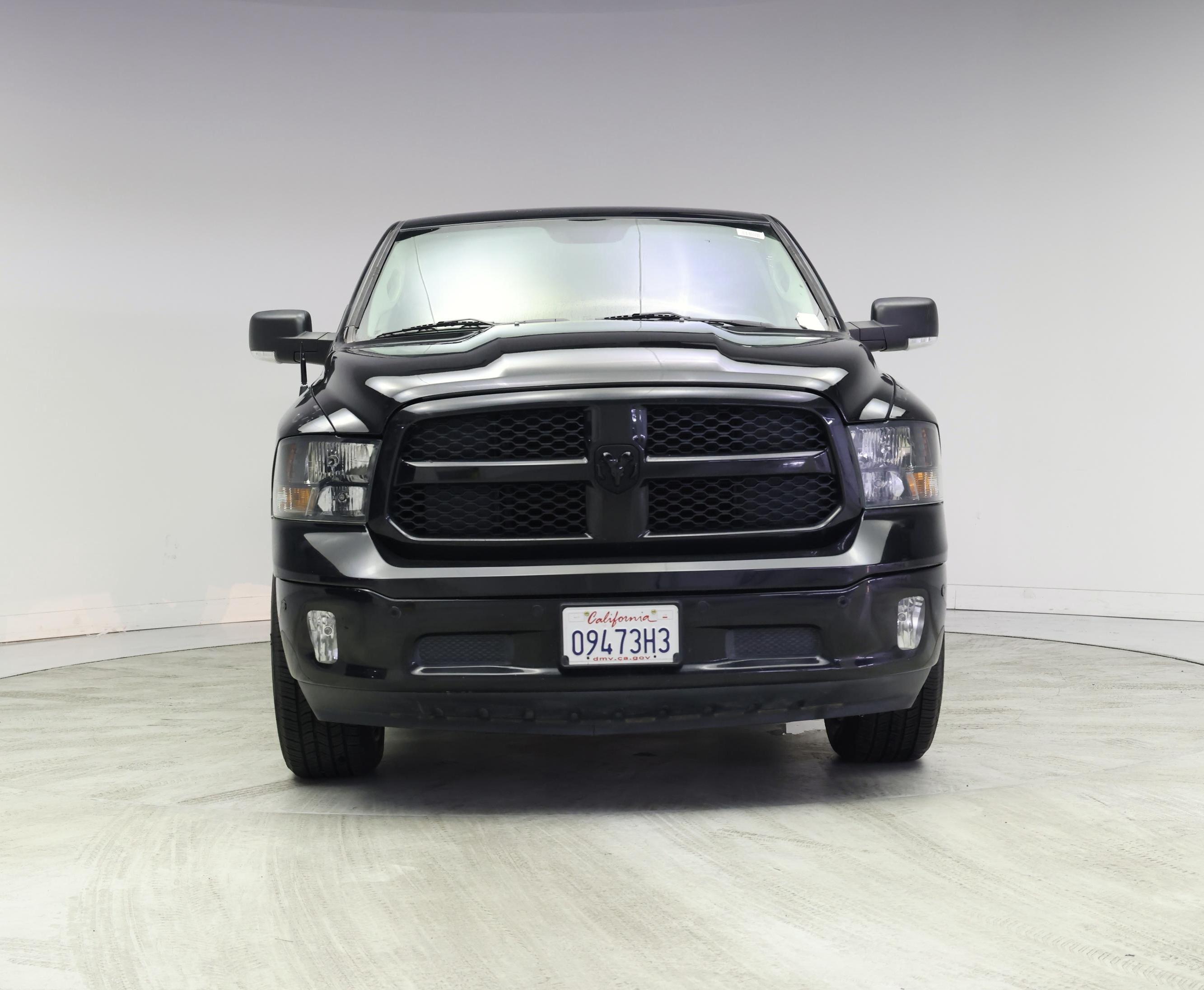 Thumbnail: 2019 RAM 1500 Classic - 5