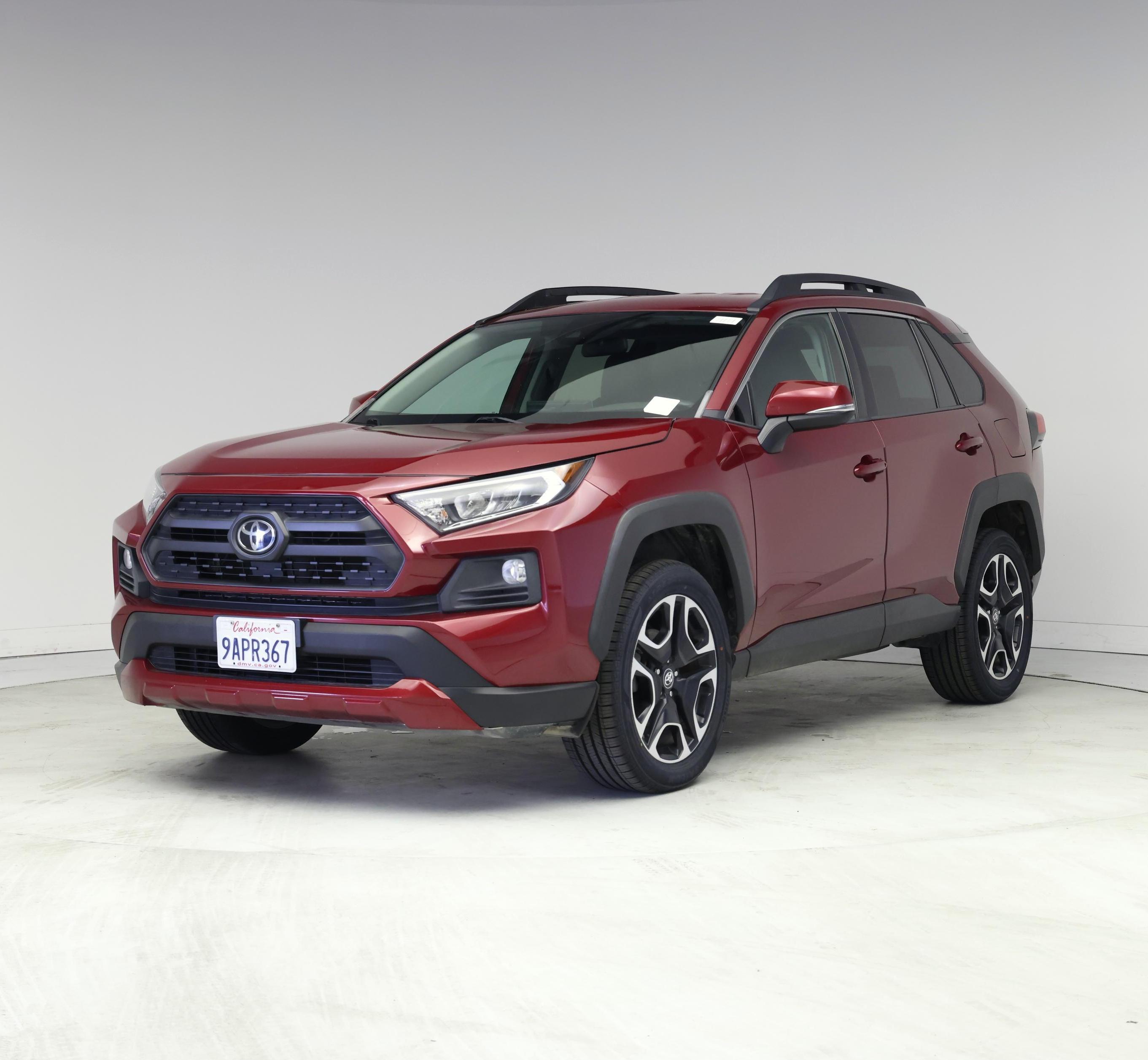 Thumbnail: 2019 Toyota RAV4 - 4