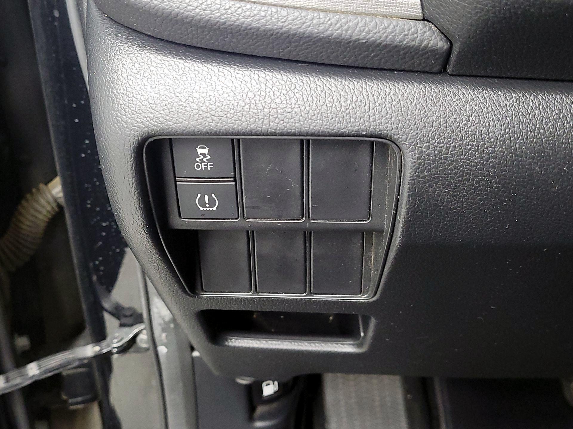 Thumbnail: 2019 Honda CR-V - 13