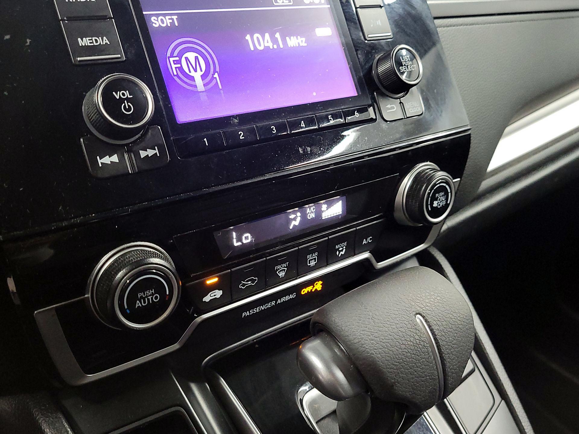 Thumbnail: 2019 Honda CR-V - 16