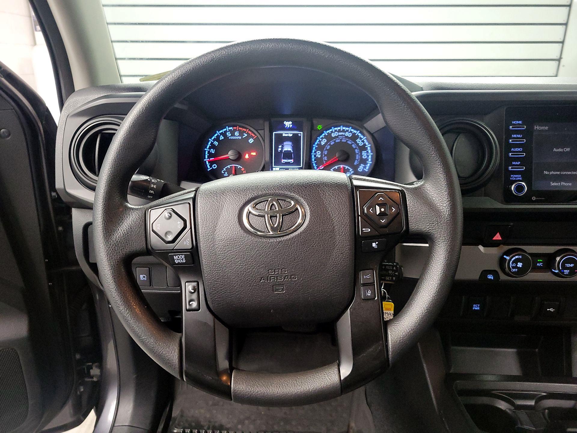 Thumbnail: 2022 Toyota Tacoma - 10