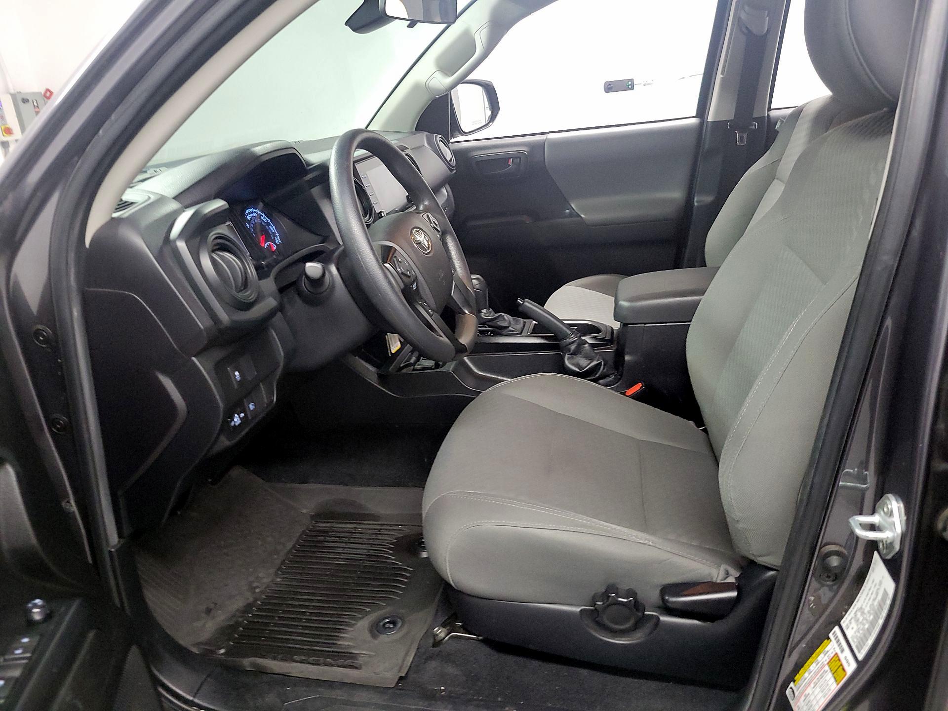 Thumbnail: 2022 Toyota Tacoma - 11