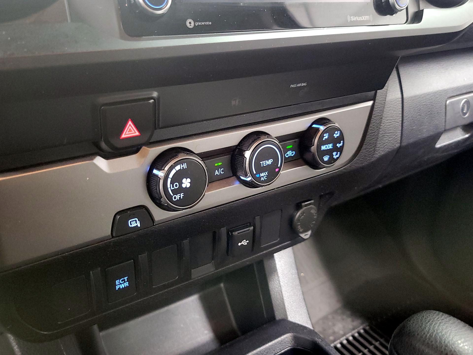 Thumbnail: 2022 Toyota Tacoma - 16