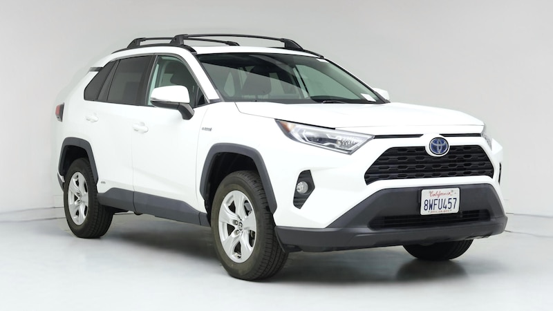 2021 Toyota RAV4 XLE Hero Image