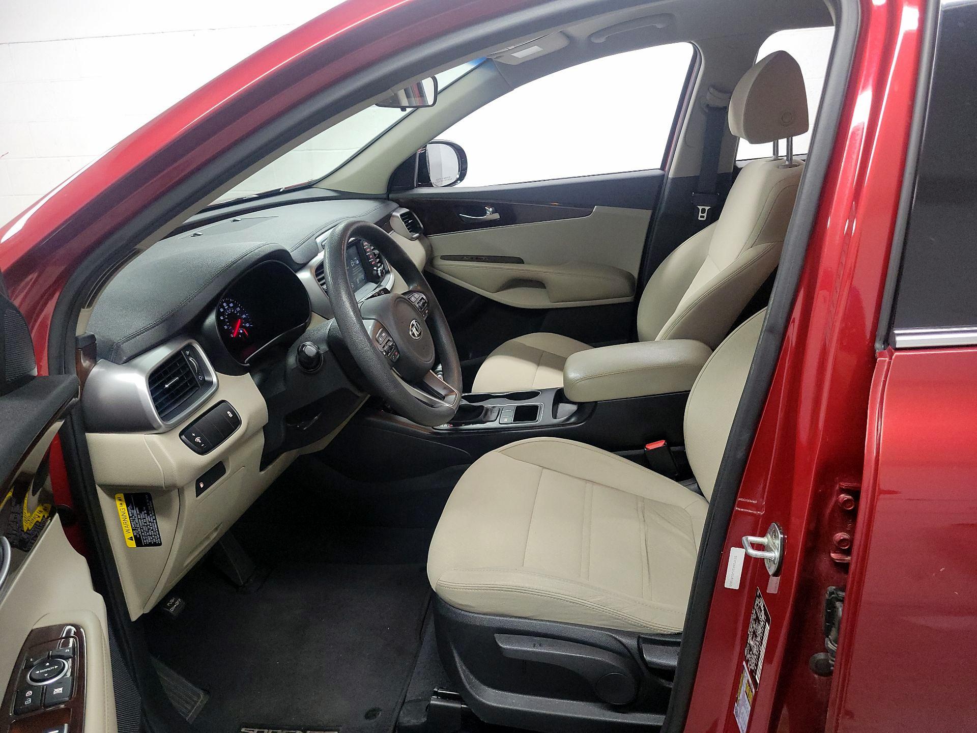 Thumbnail: 2018 Kia Sorento - 11
