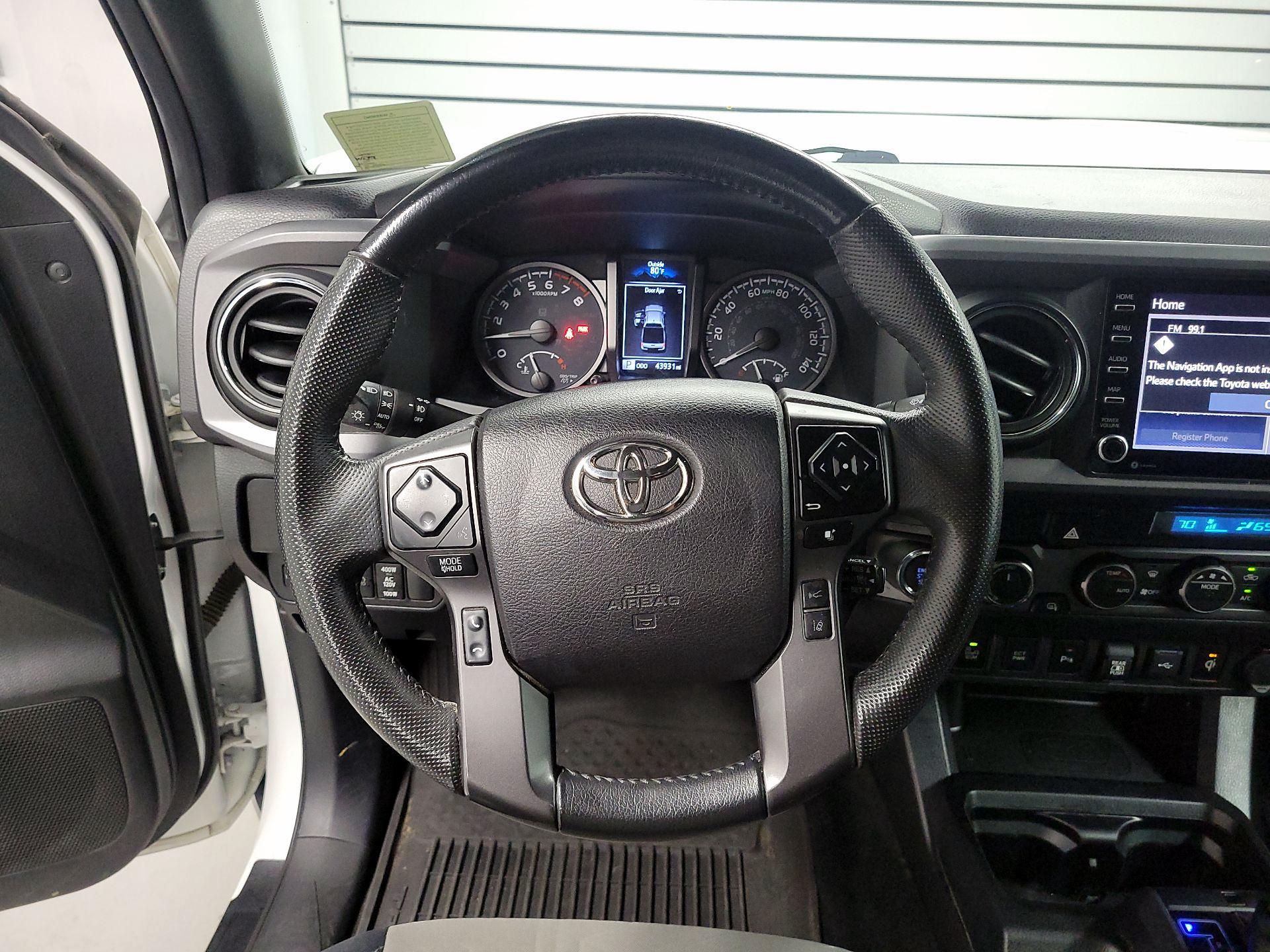 Thumbnail: 2021 Toyota Tacoma - 10