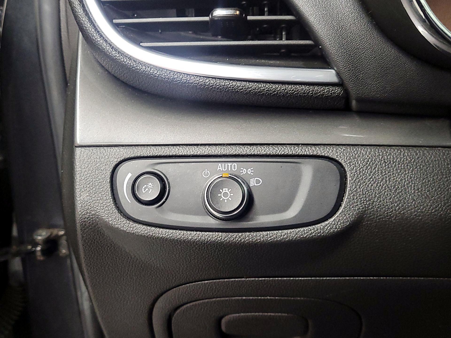 Thumbnail: 2017 Buick Encore - 13