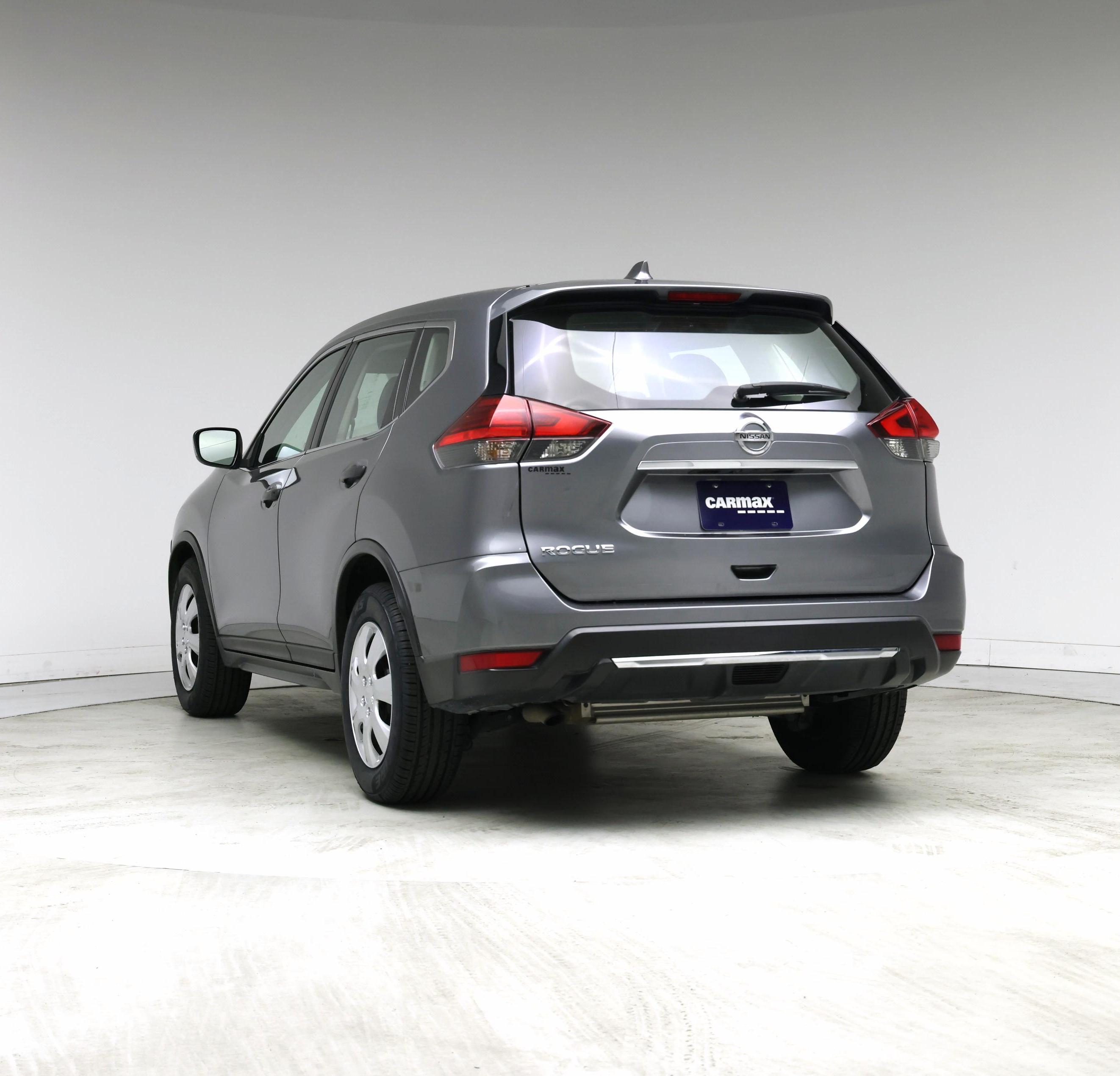 Thumbnail: 2017 Nissan Rogue - 2
