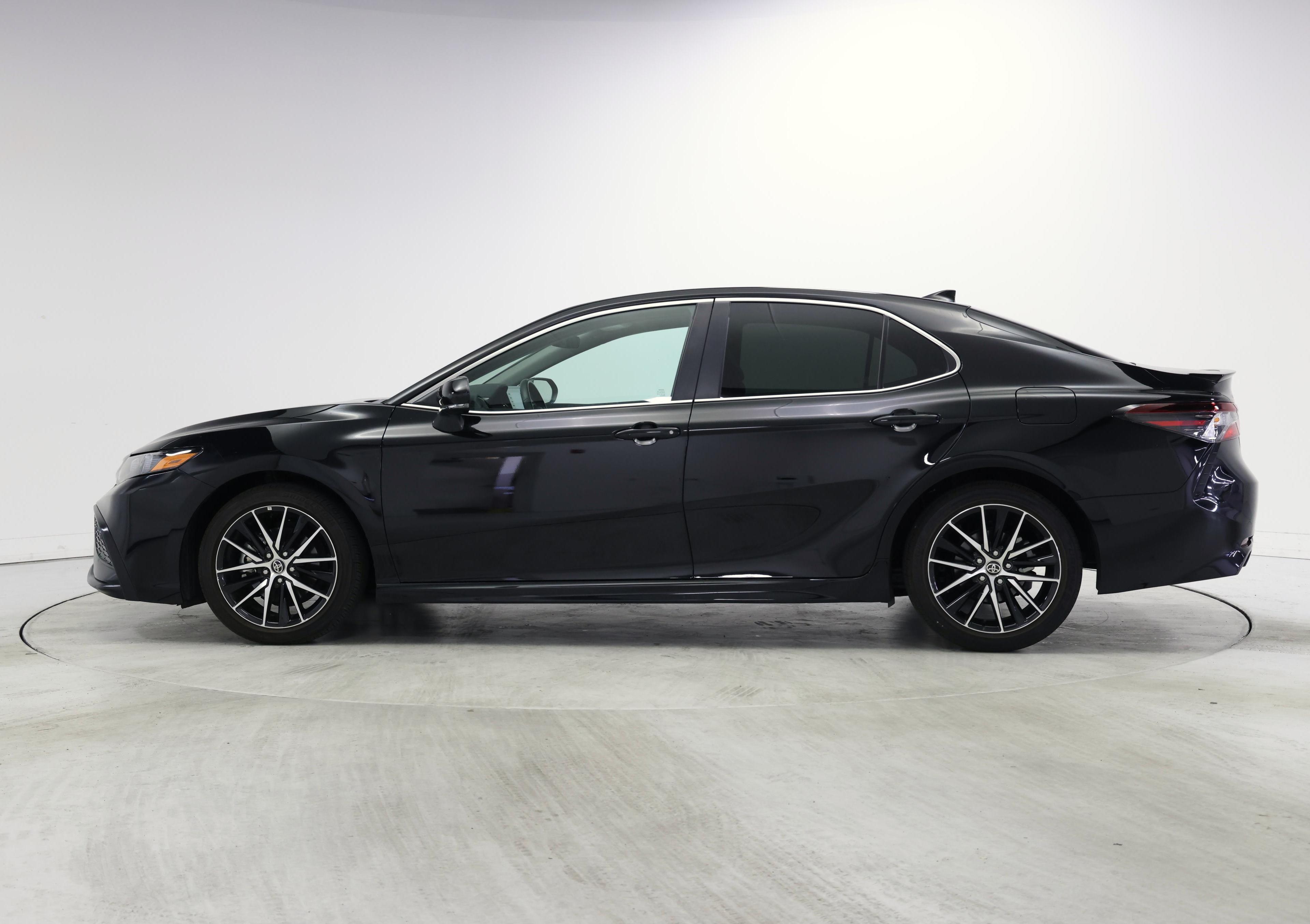 Thumbnail: 2024 Toyota Camry - 3