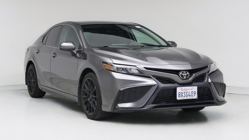 2021 Toyota Camry SE Hero Image