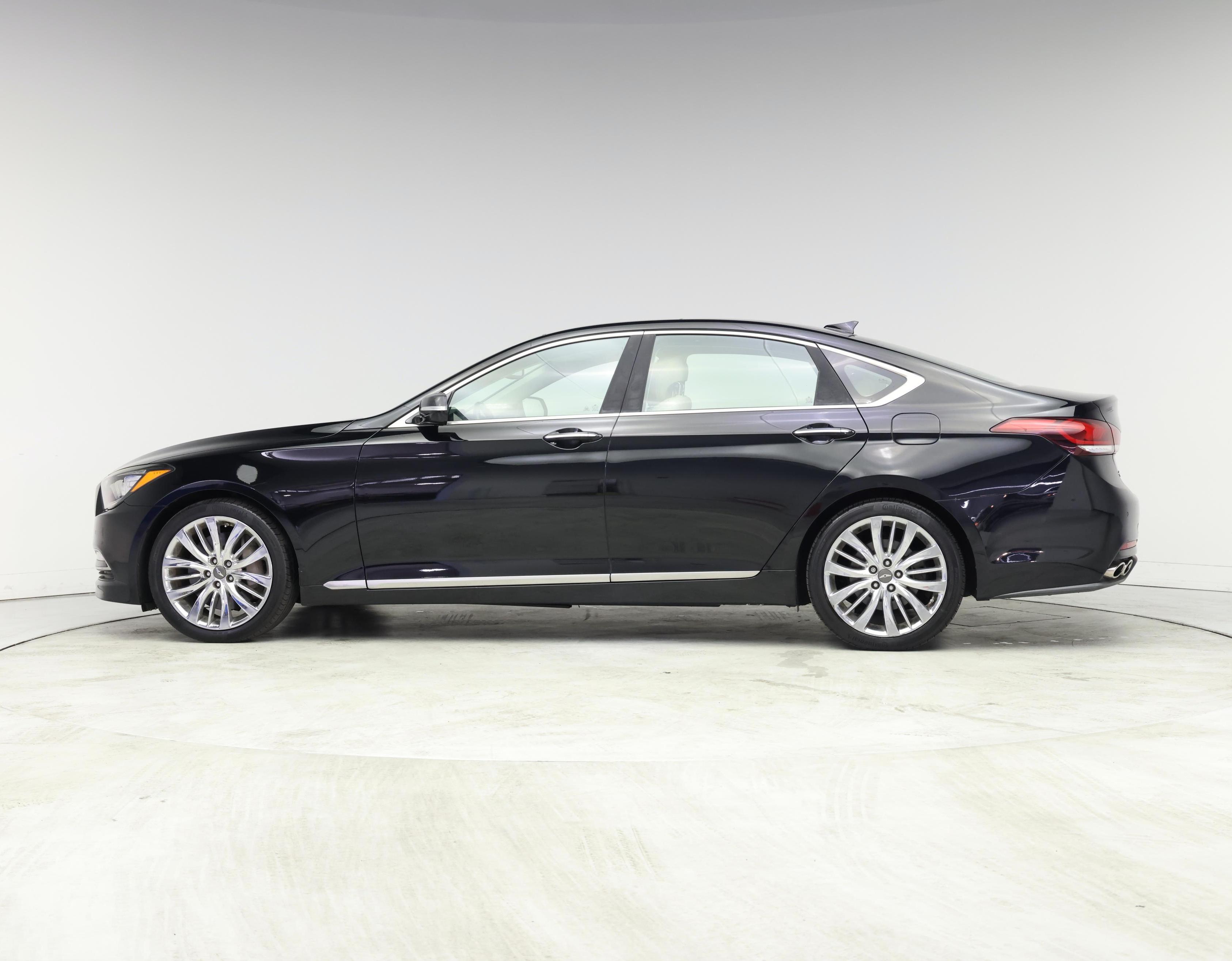 Thumbnail: 2015 Hyundai Genesis - 3
