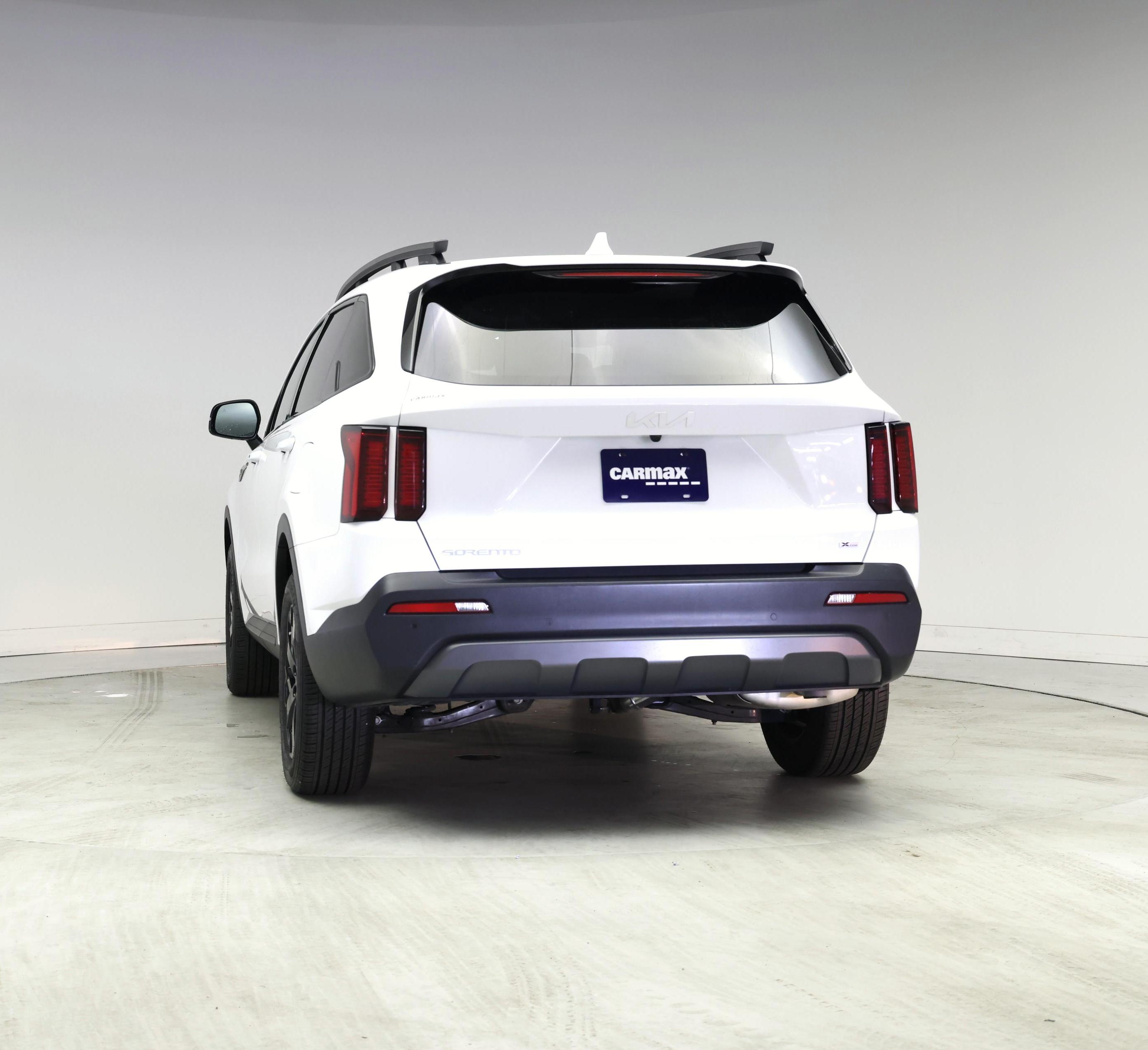 Thumbnail: 2023 Kia Sorento - 6