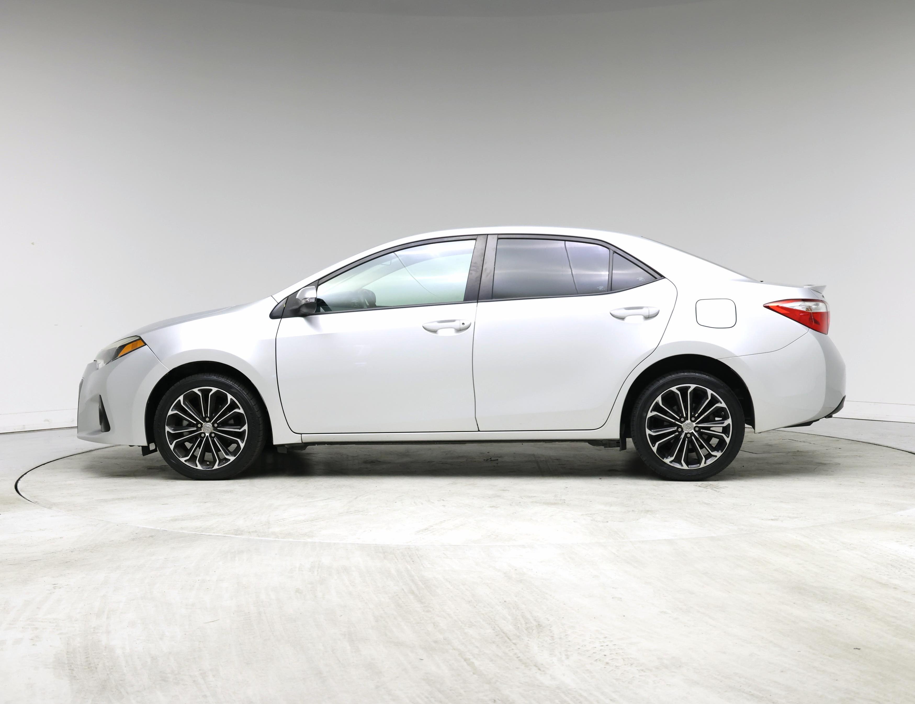 Thumbnail: 2016 Toyota Corolla - 3