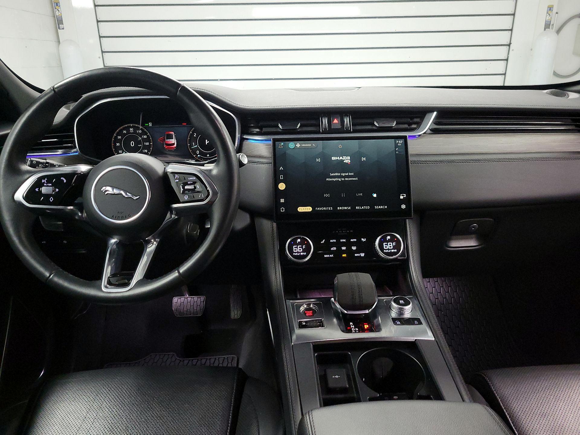Thumbnail: 2023 Jaguar F-Pace - 9