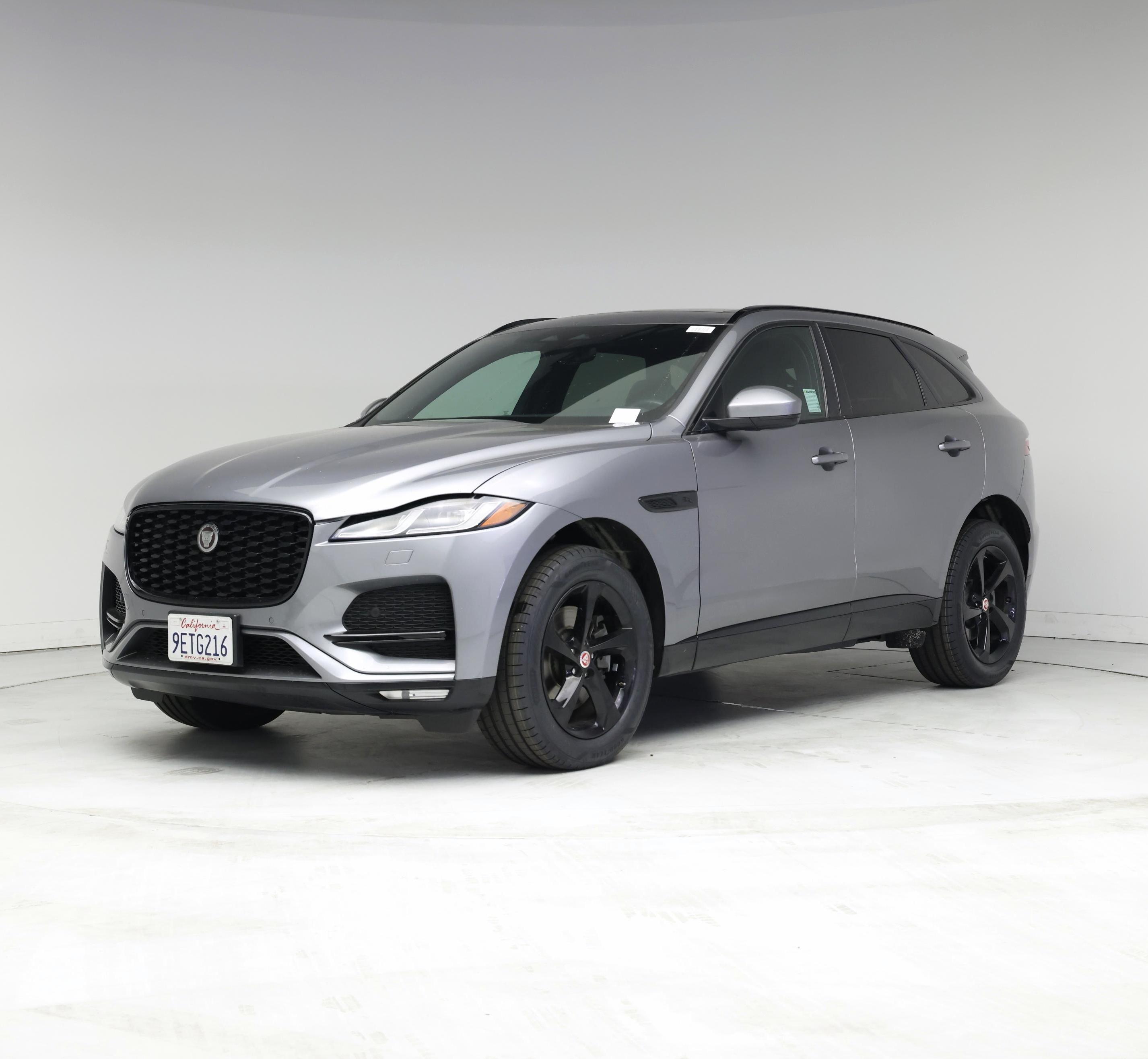 Thumbnail: 2023 Jaguar F-Pace - 4