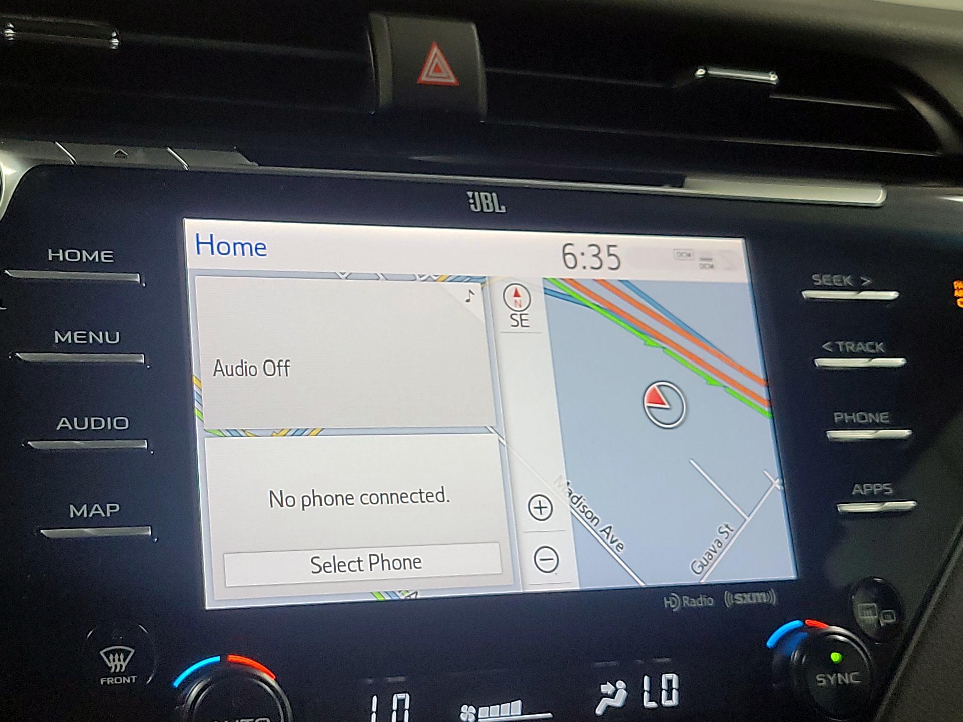 Thumbnail: 2019 Toyota Camry - 14