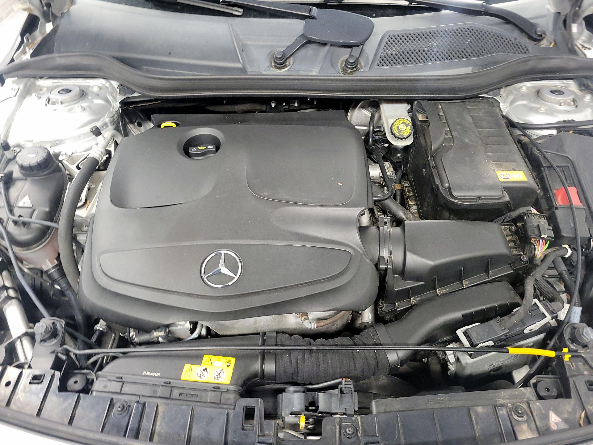 Thumbnail: 2016 Mercedes-Benz GLA - 19