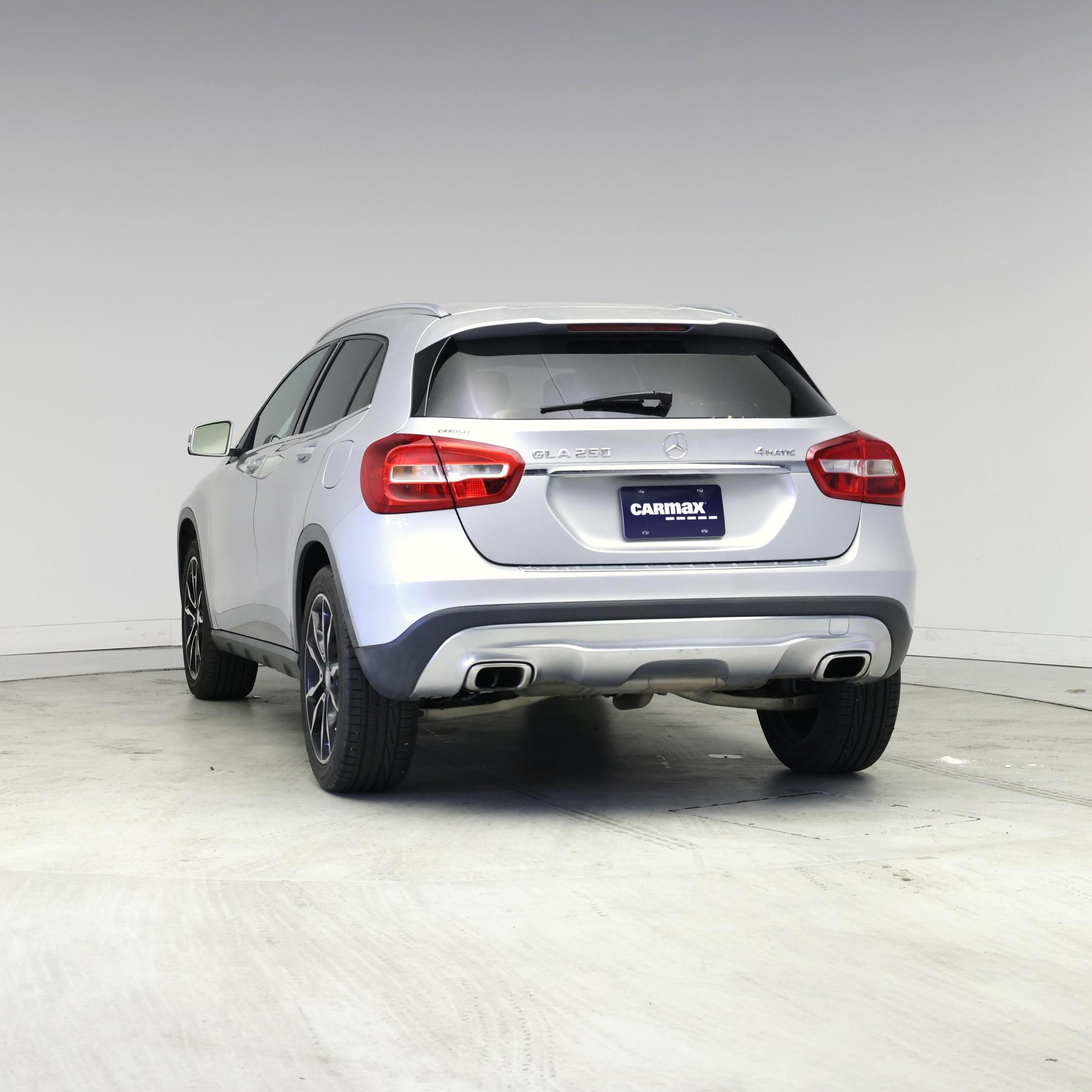Thumbnail: 2016 Mercedes-Benz GLA - 6