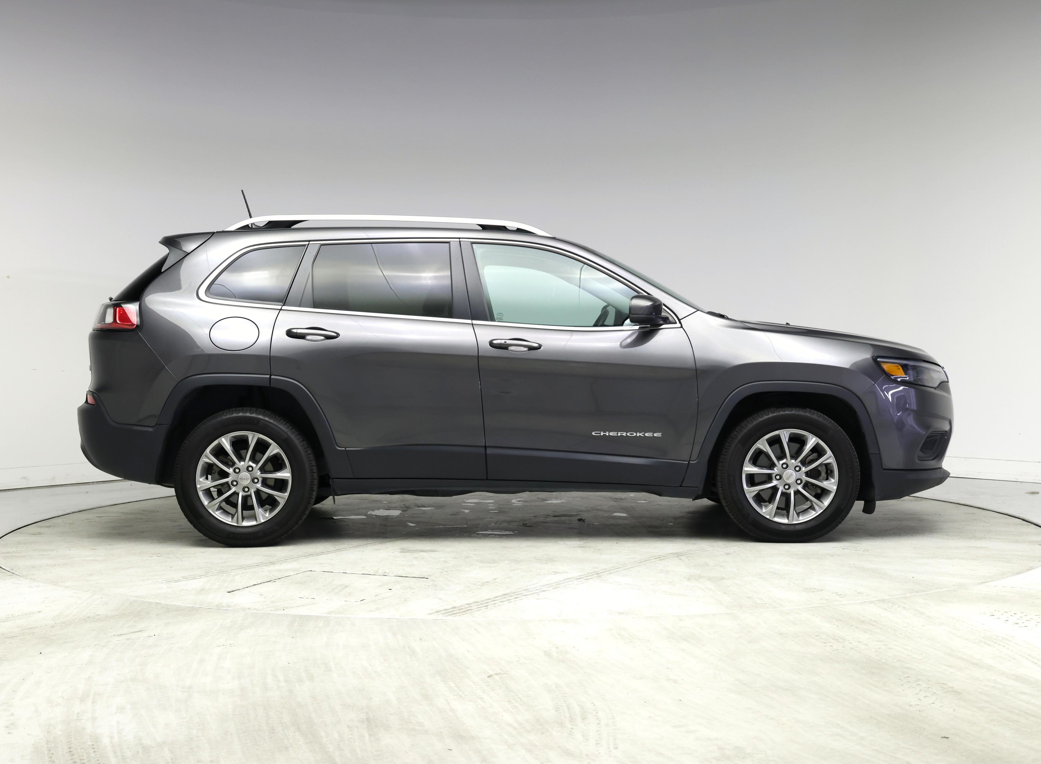 Thumbnail: 2020 Jeep Cherokee - 7