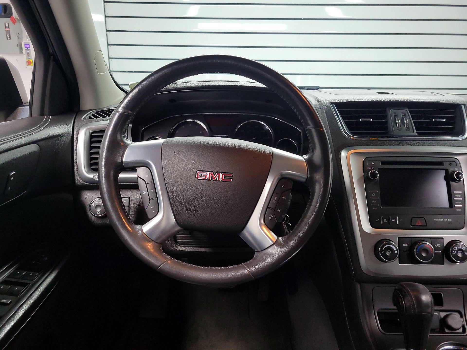 Thumbnail: 2015 GMC Acadia - 10