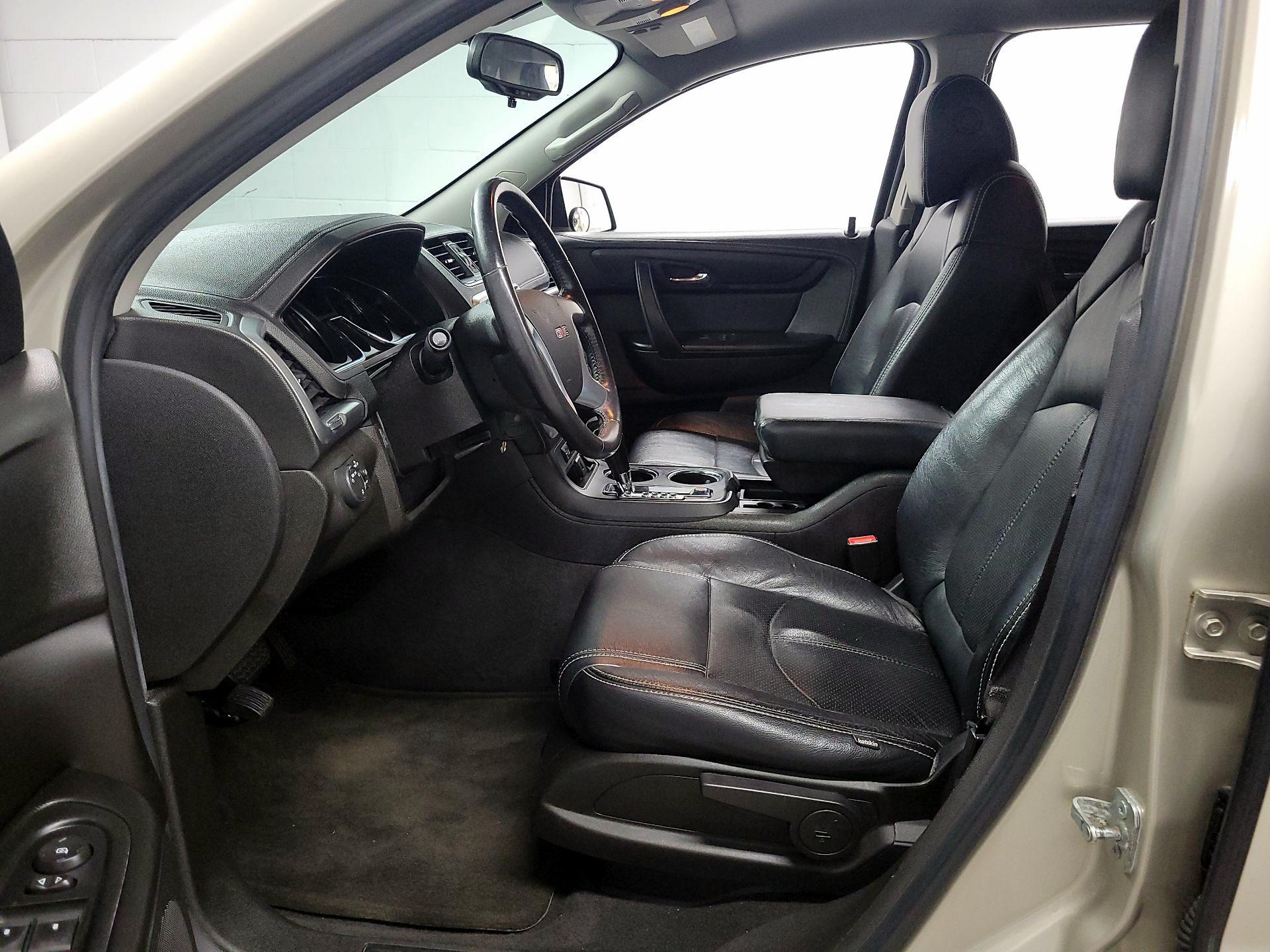 Thumbnail: 2015 GMC Acadia - 11