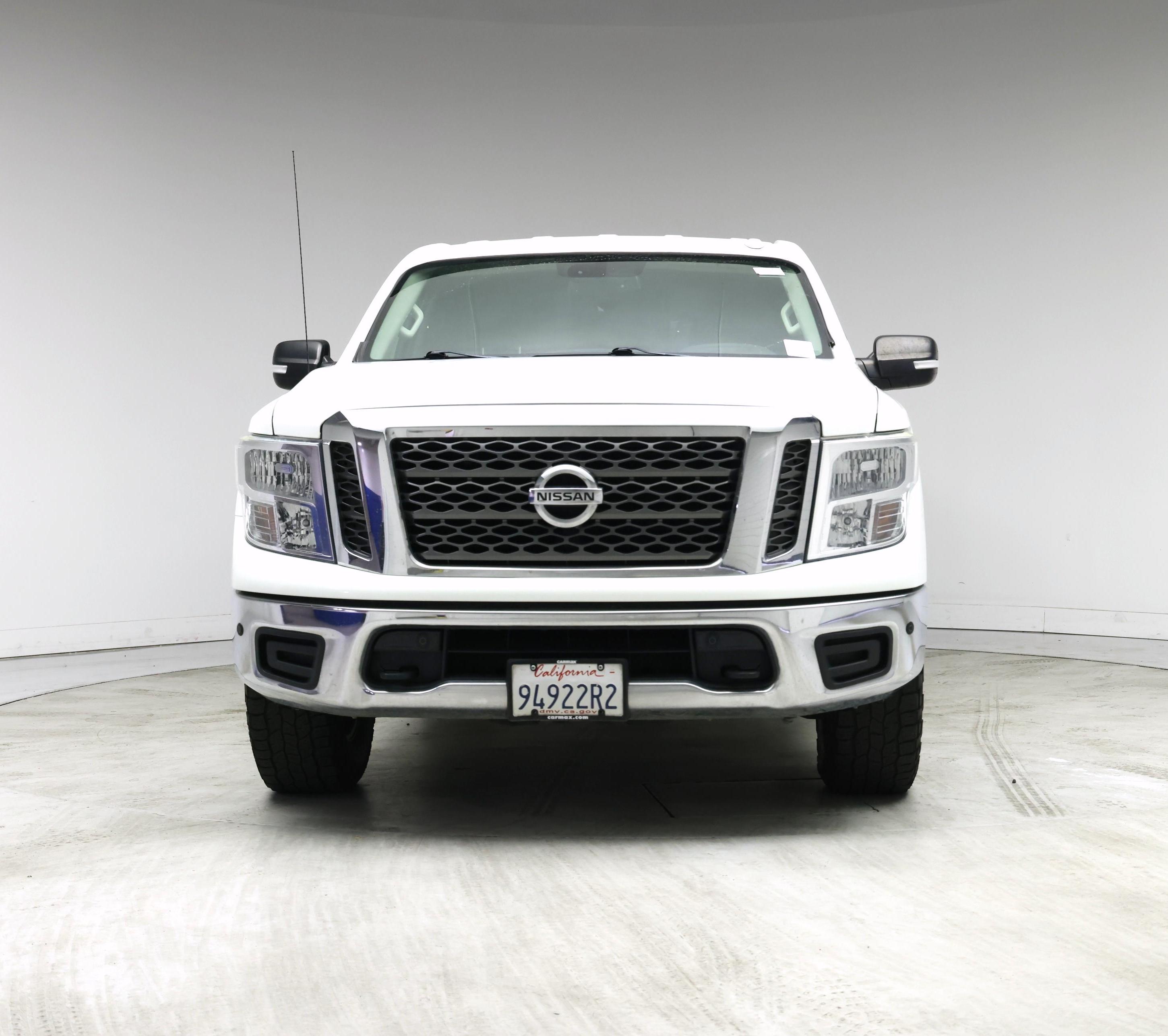 Thumbnail: 2018 Nissan Titan - 5