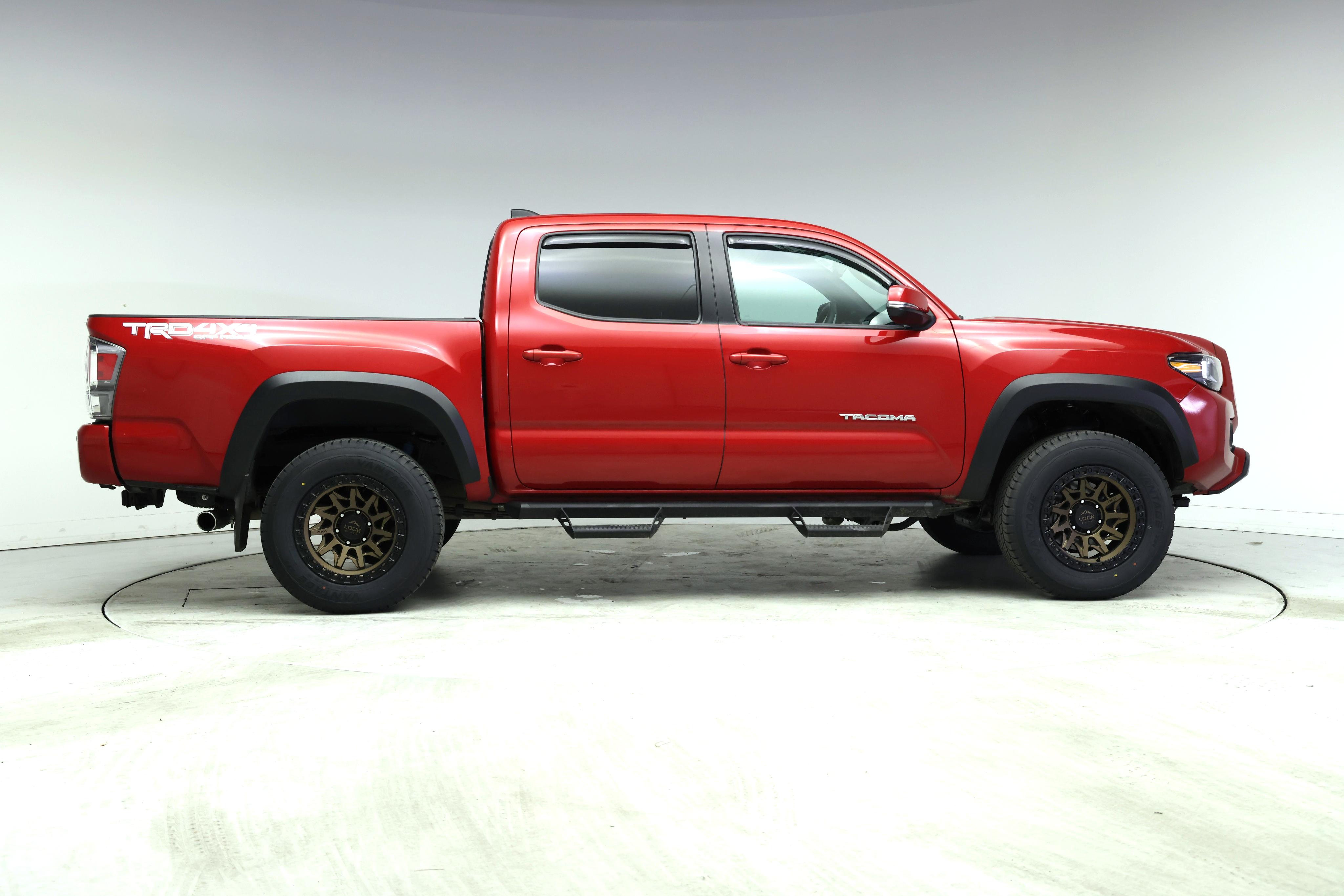 Thumbnail: 2022 Toyota Tacoma - 7