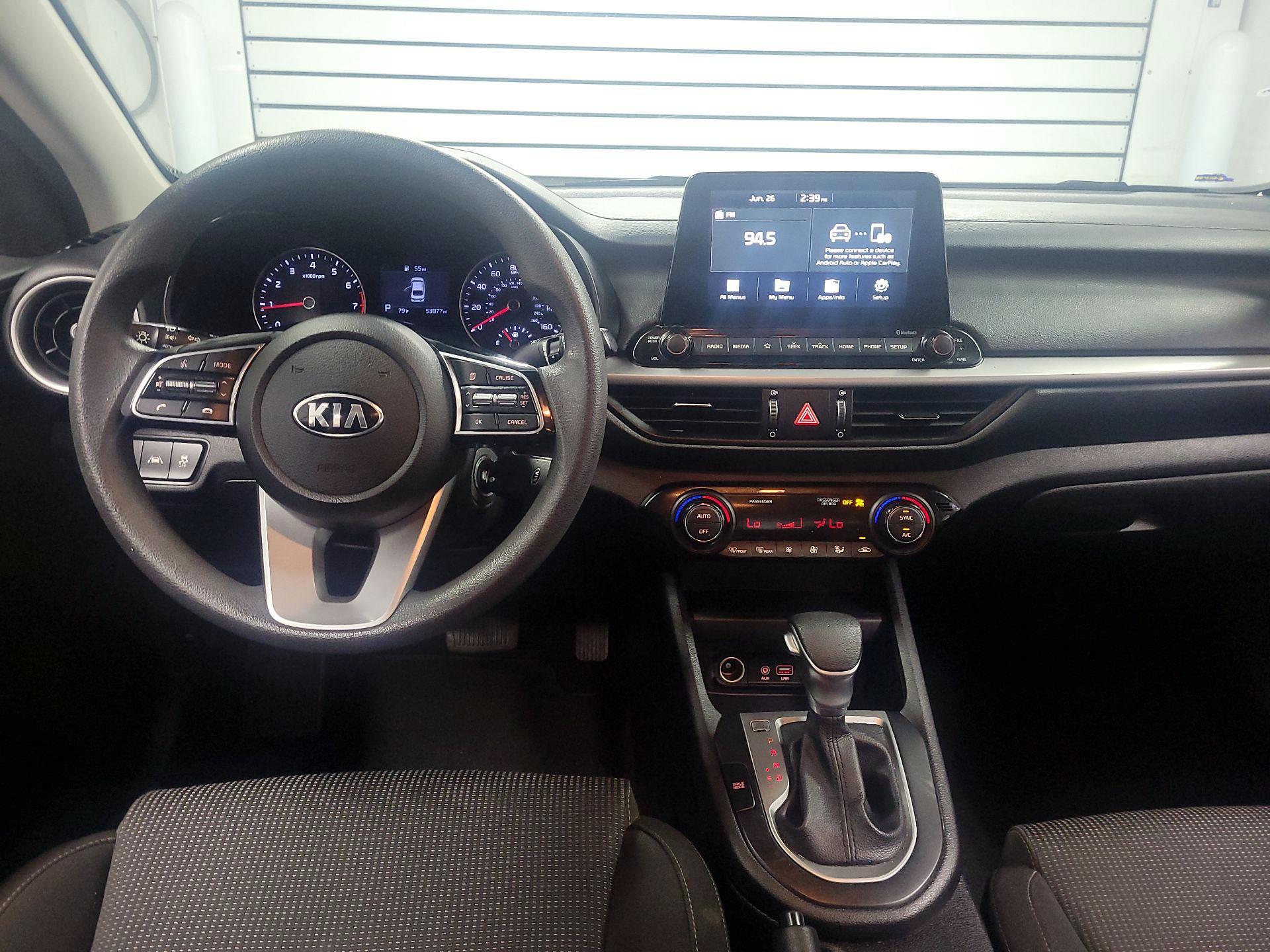 Thumbnail: 2019 Kia Forte - 9