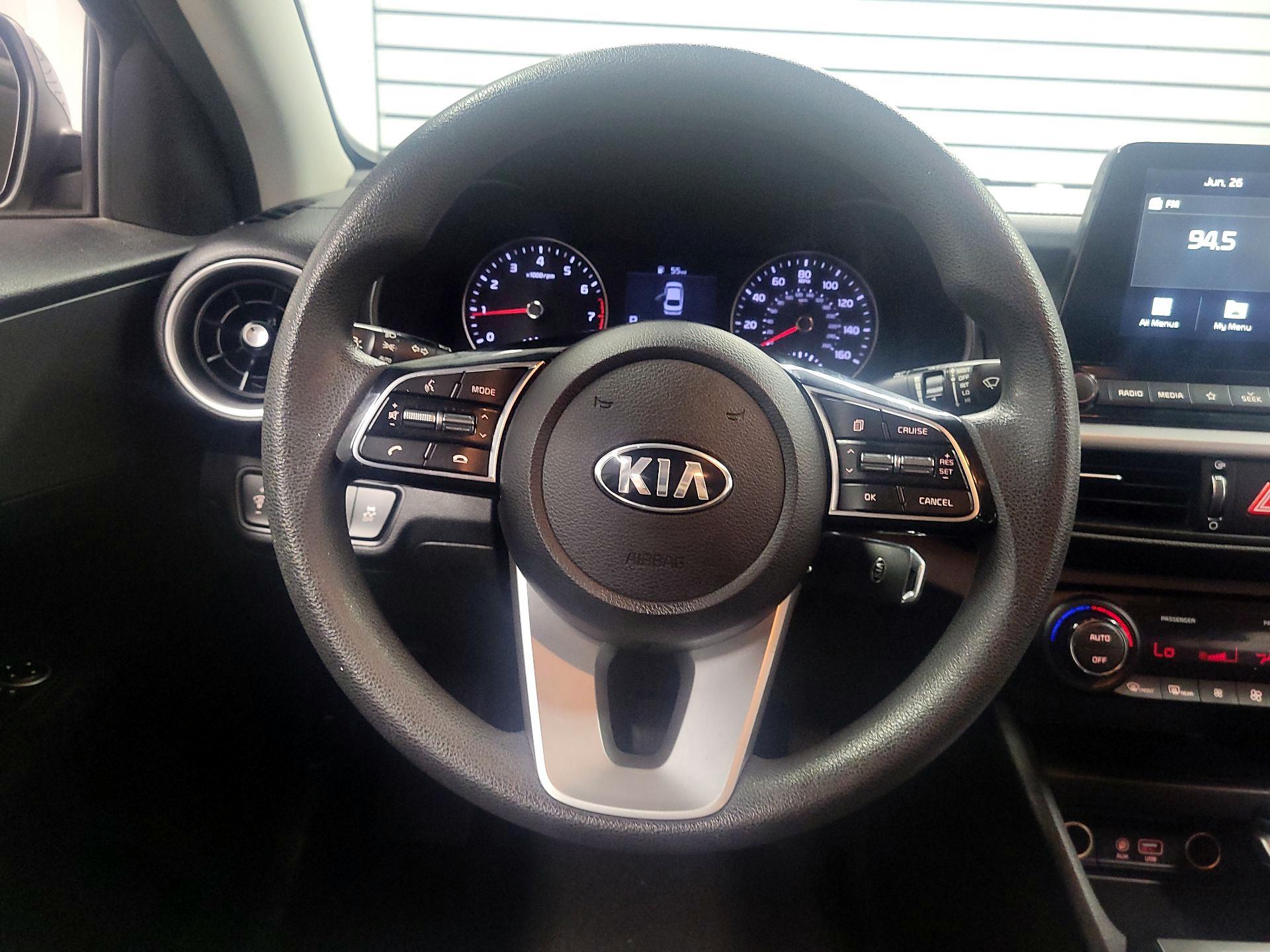 Thumbnail: 2019 Kia Forte - 10