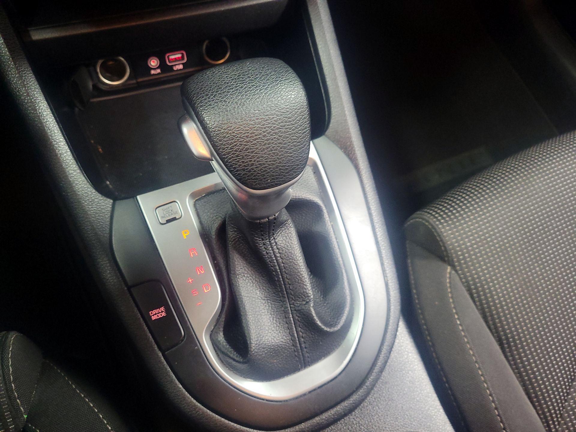 Thumbnail: 2019 Kia Forte - 16