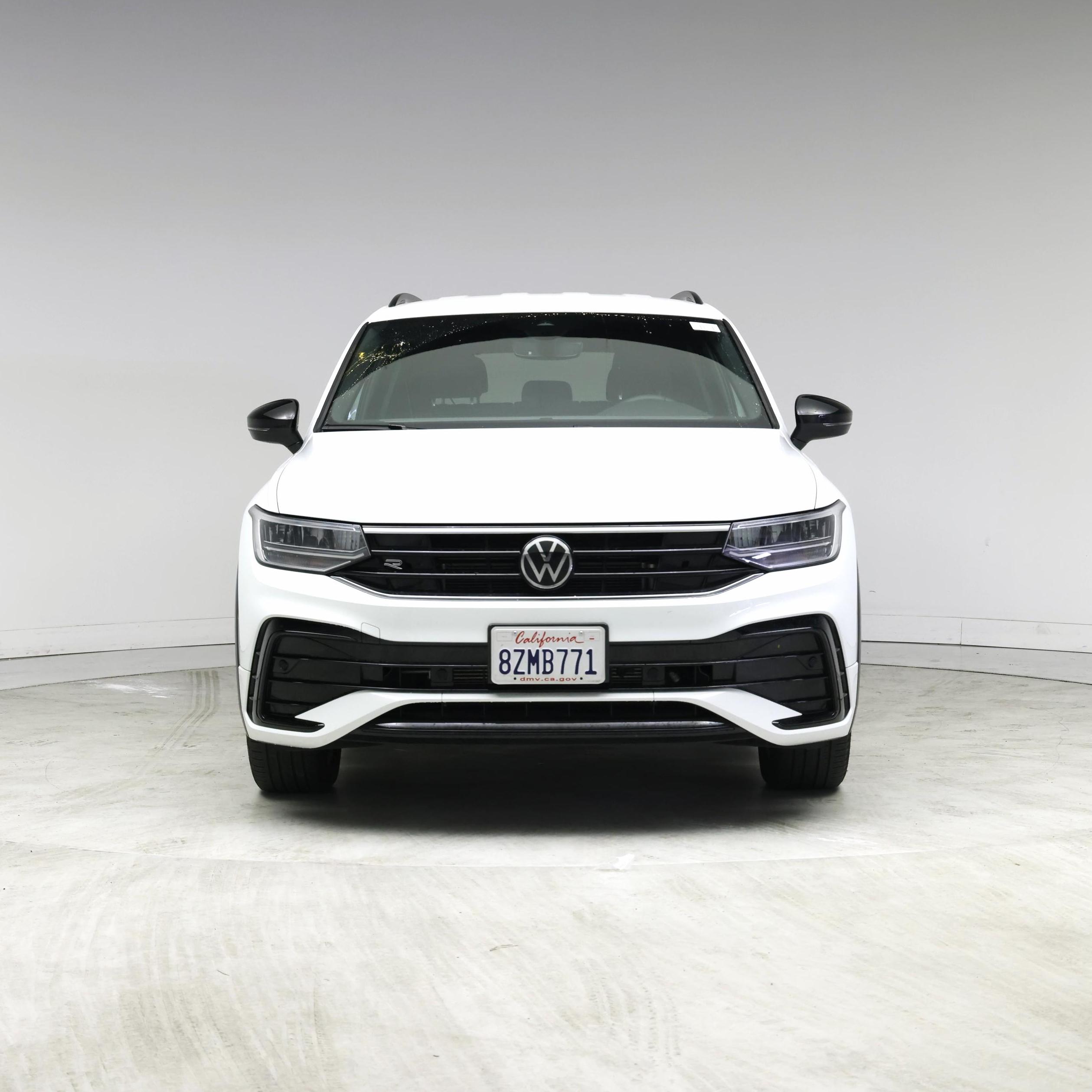 Thumbnail: 2022 Volkswagen Tiguan - 5