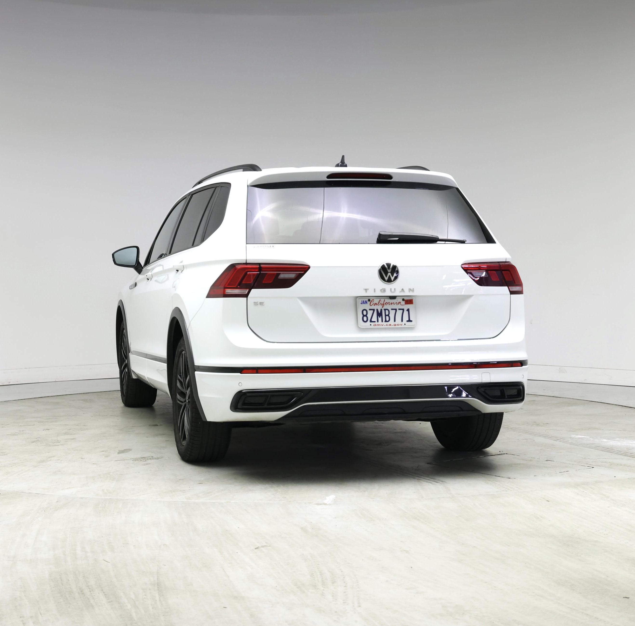 Thumbnail: 2022 Volkswagen Tiguan - 6