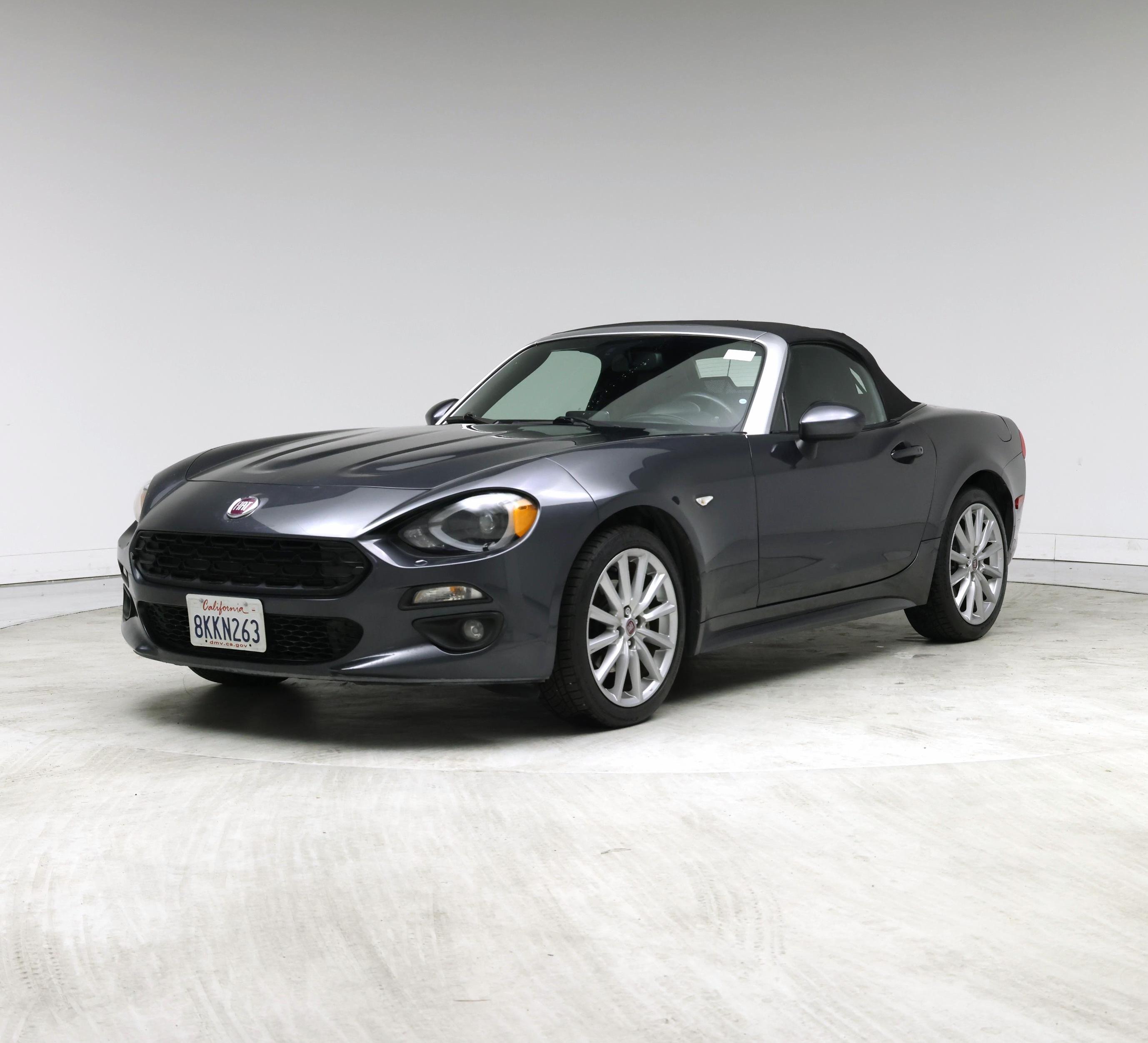 Thumbnail: 2019 Fiat 124 Spider - 4