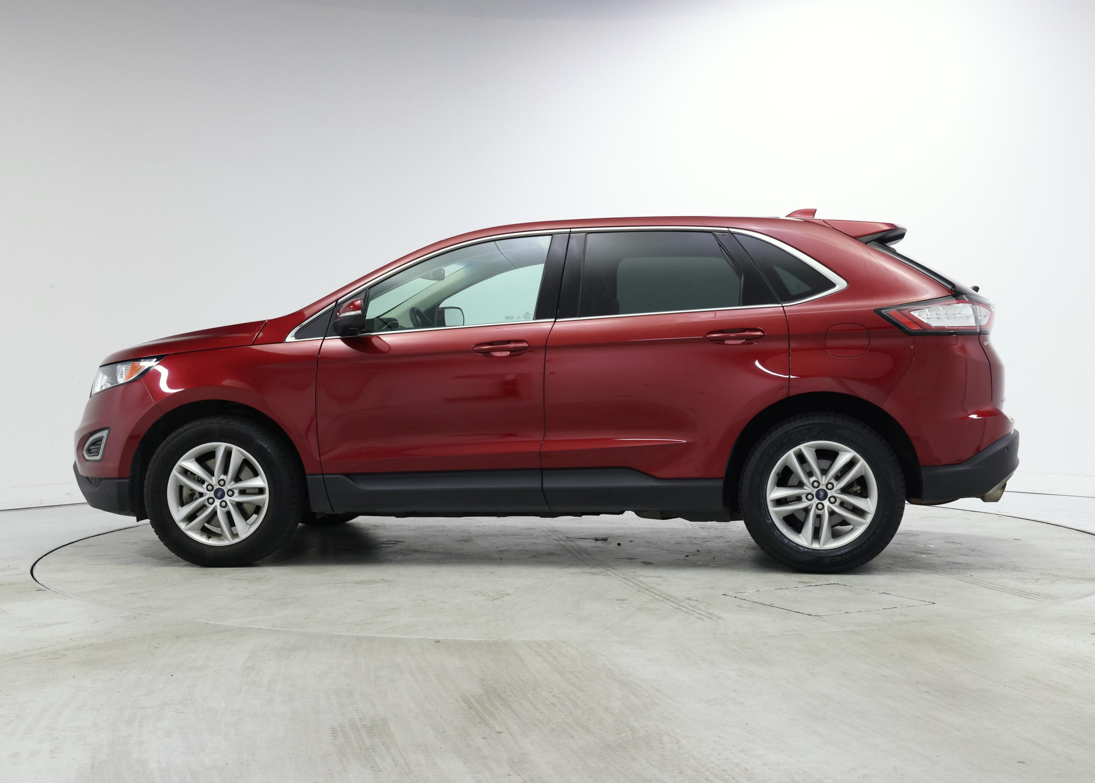 Thumbnail: 2017 Ford Edge - 3