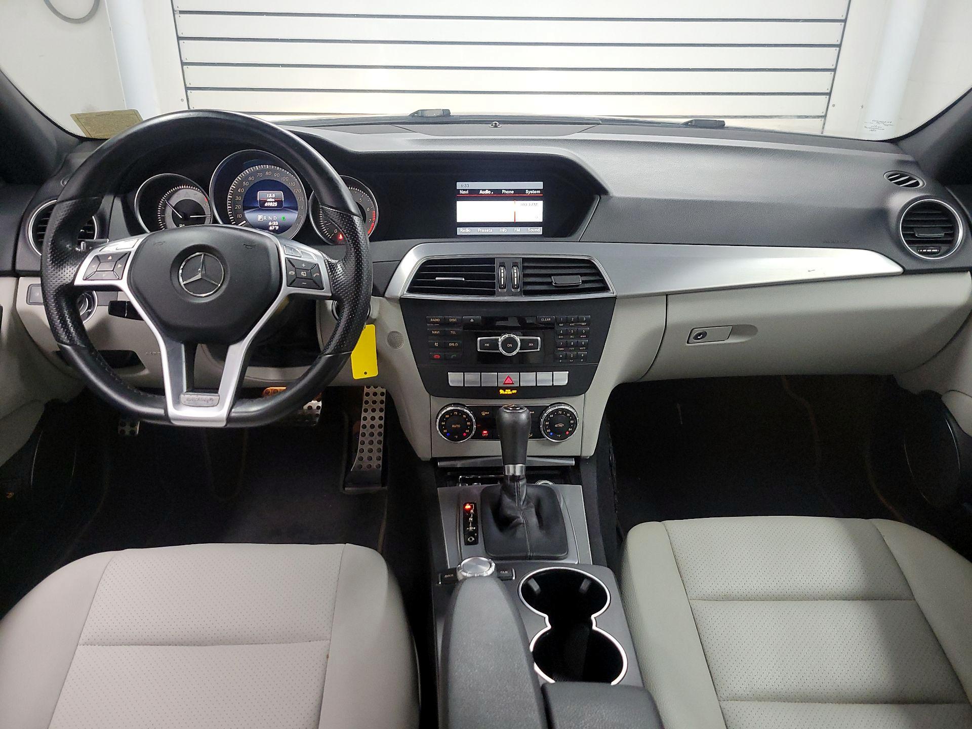 Thumbnail: 2014 Mercedes-Benz C-Class - 9