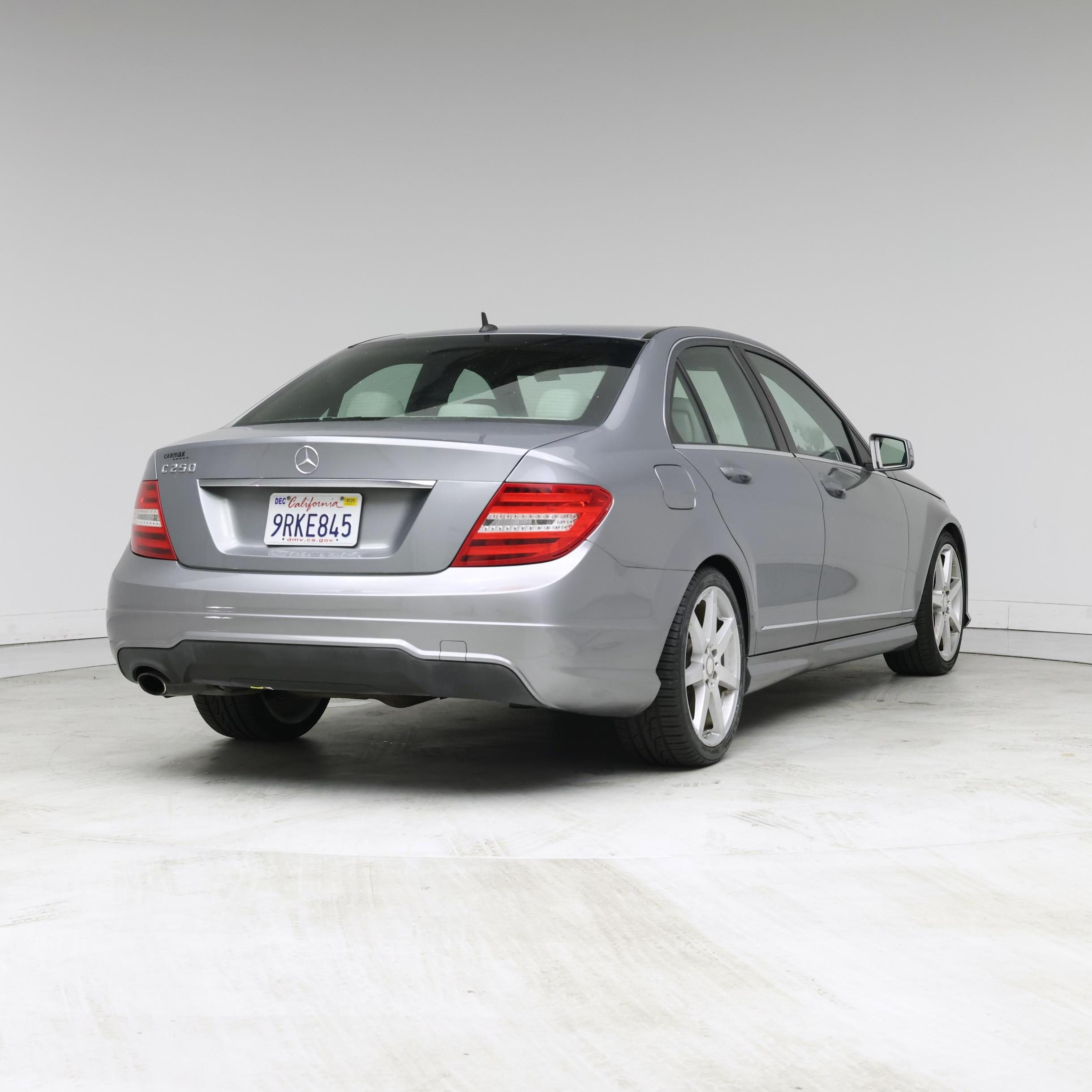 Thumbnail: 2014 Mercedes-Benz C-Class - 8