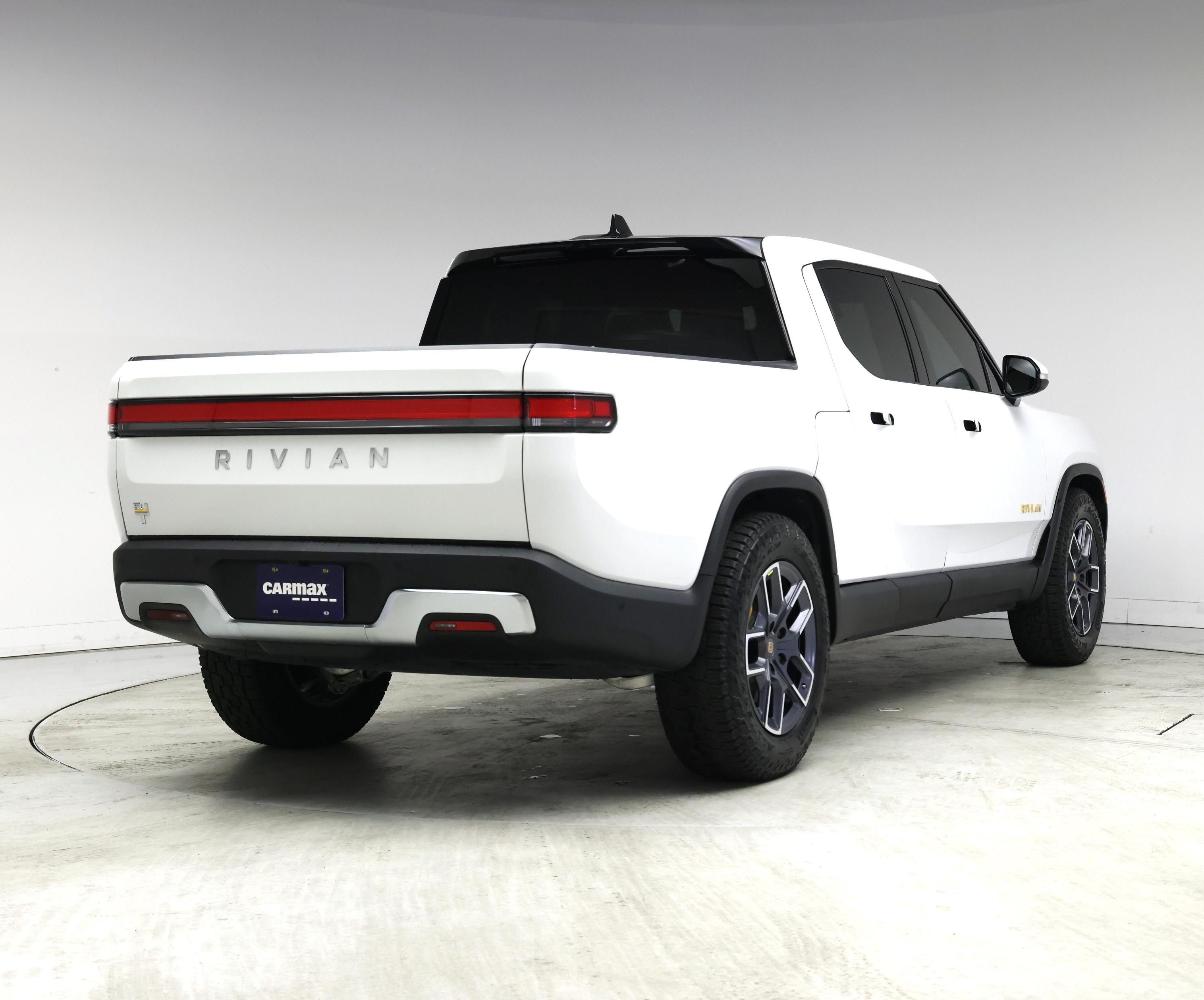 Thumbnail: 2022 Rivian R1T - 8
