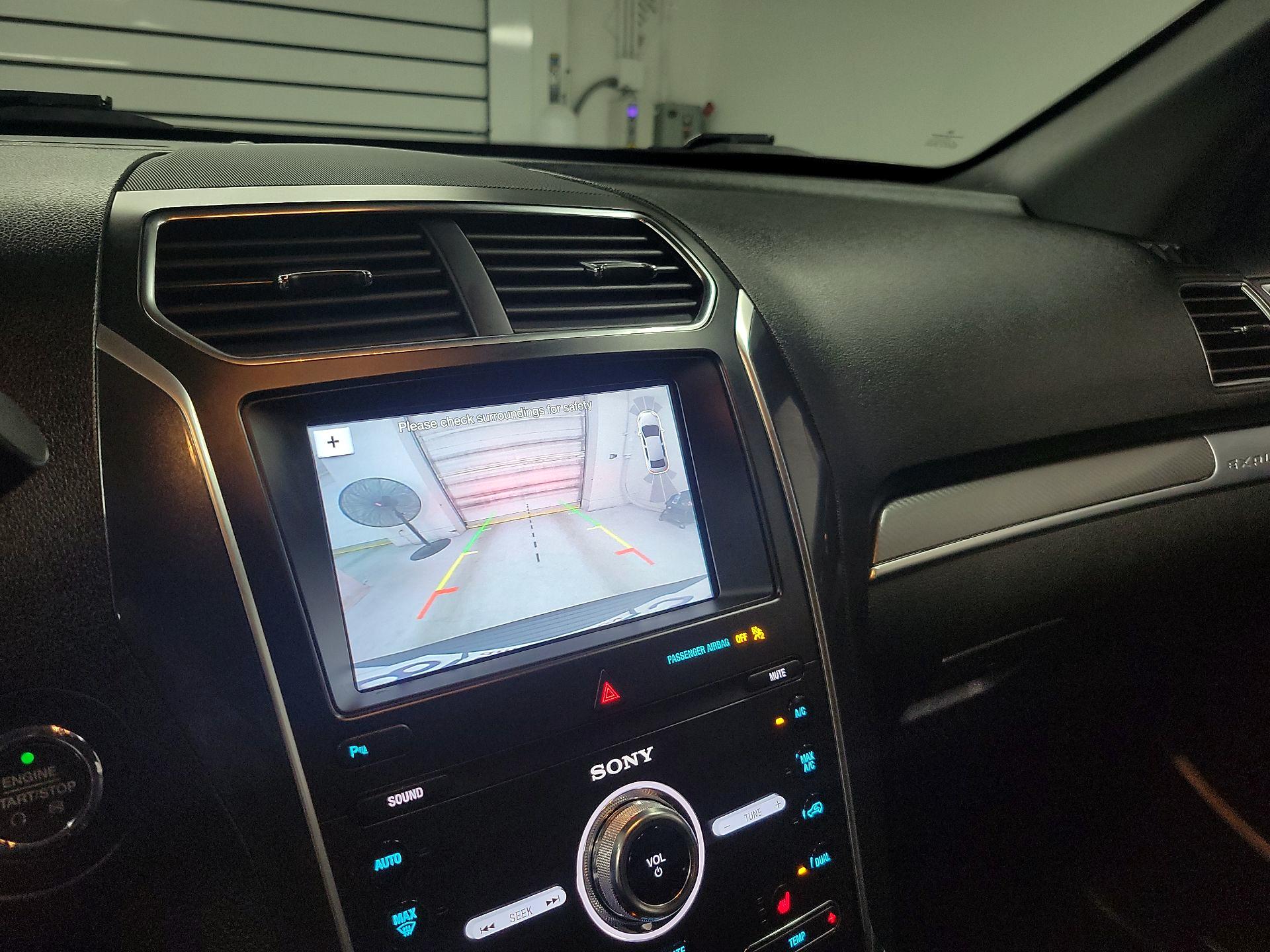 Thumbnail: 2019 Ford Explorer - 14