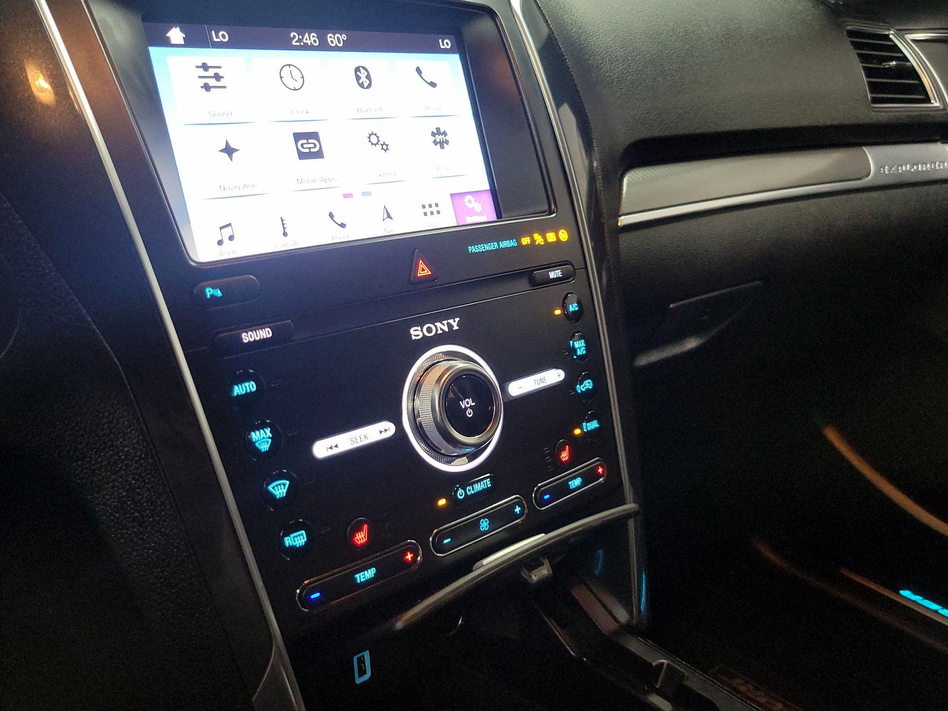 Thumbnail: 2019 Ford Explorer - 16