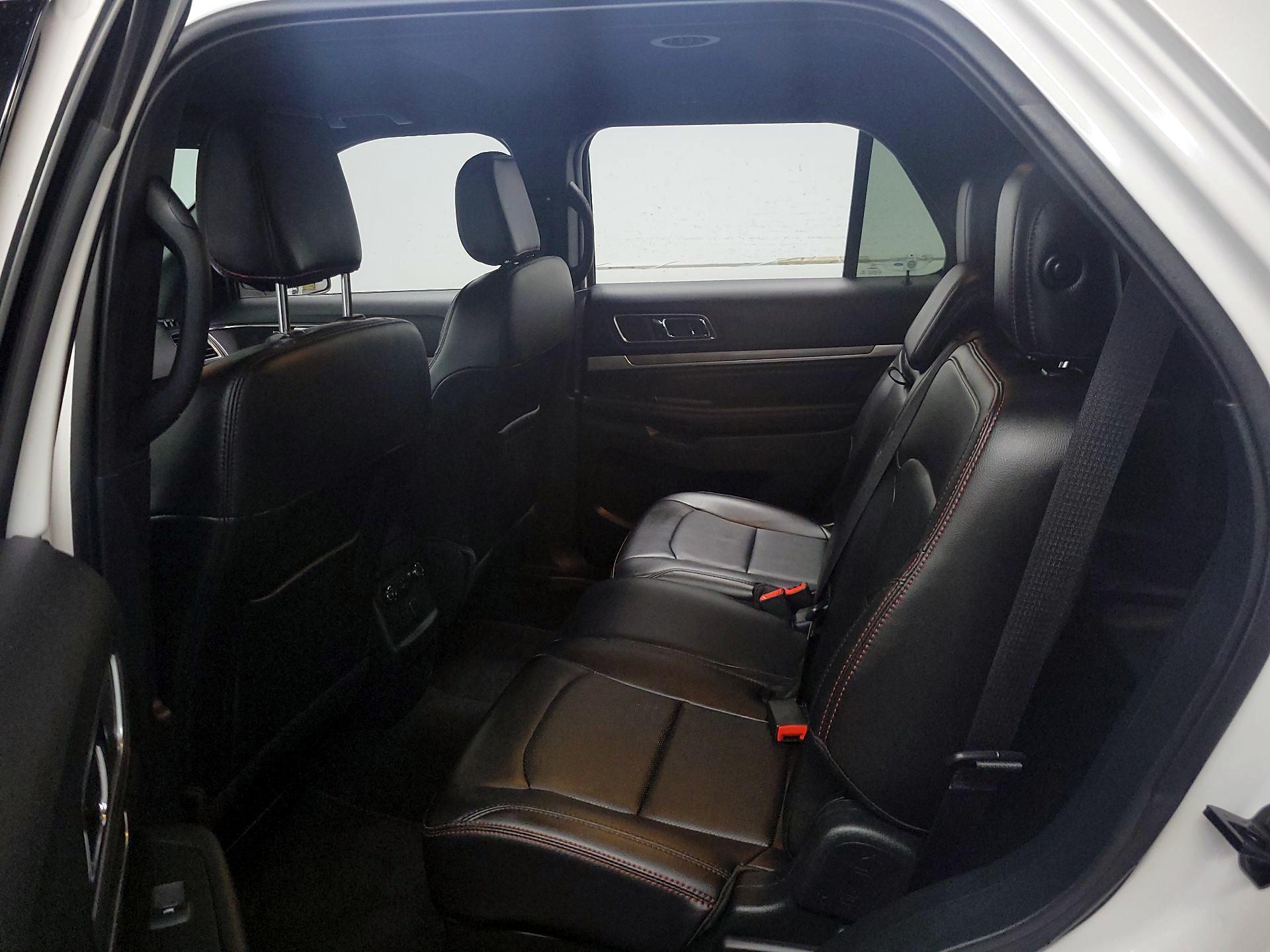 Thumbnail: 2019 Ford Explorer - 18